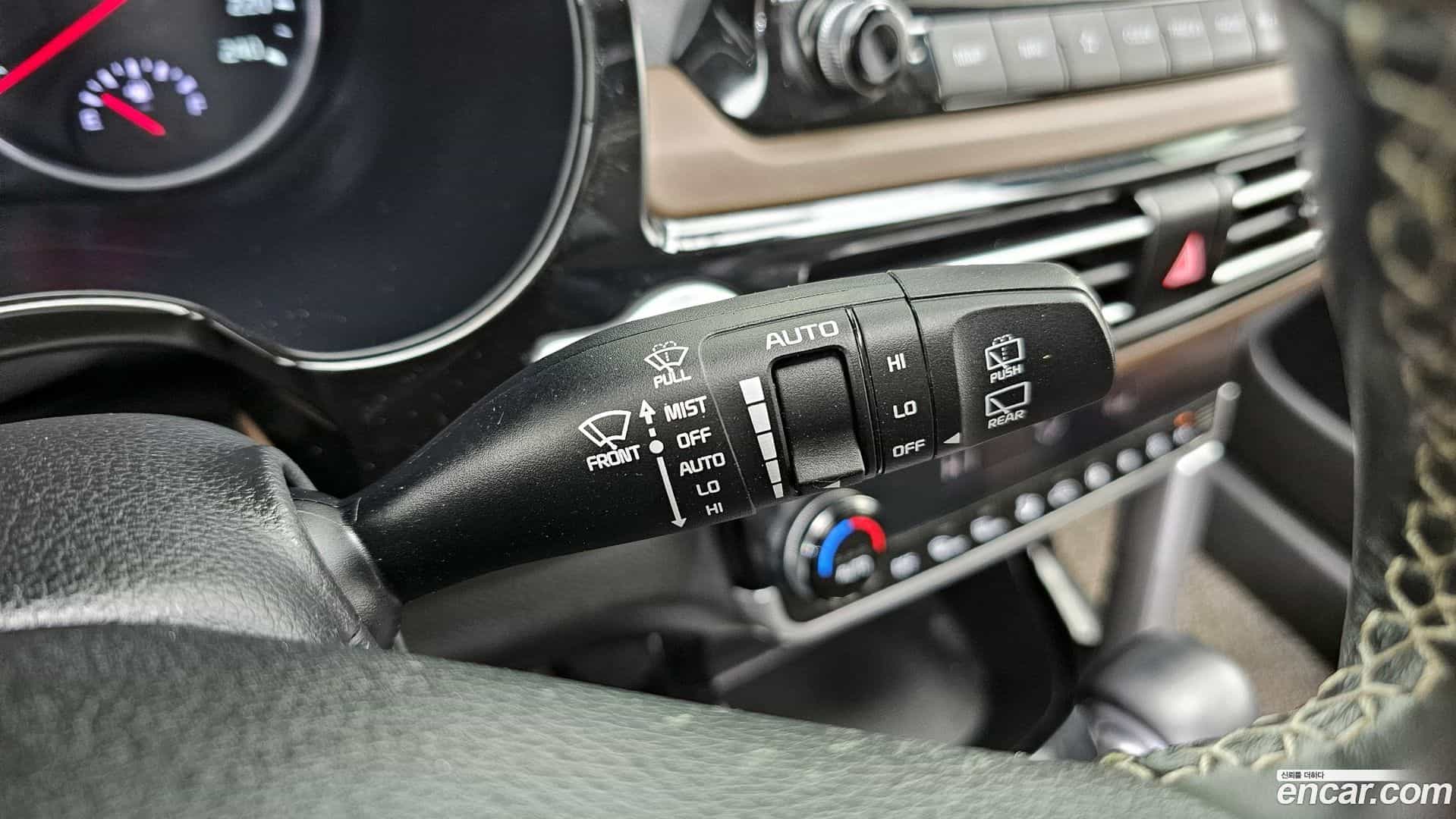 Seltos Kia 2019.8-OPTION-016