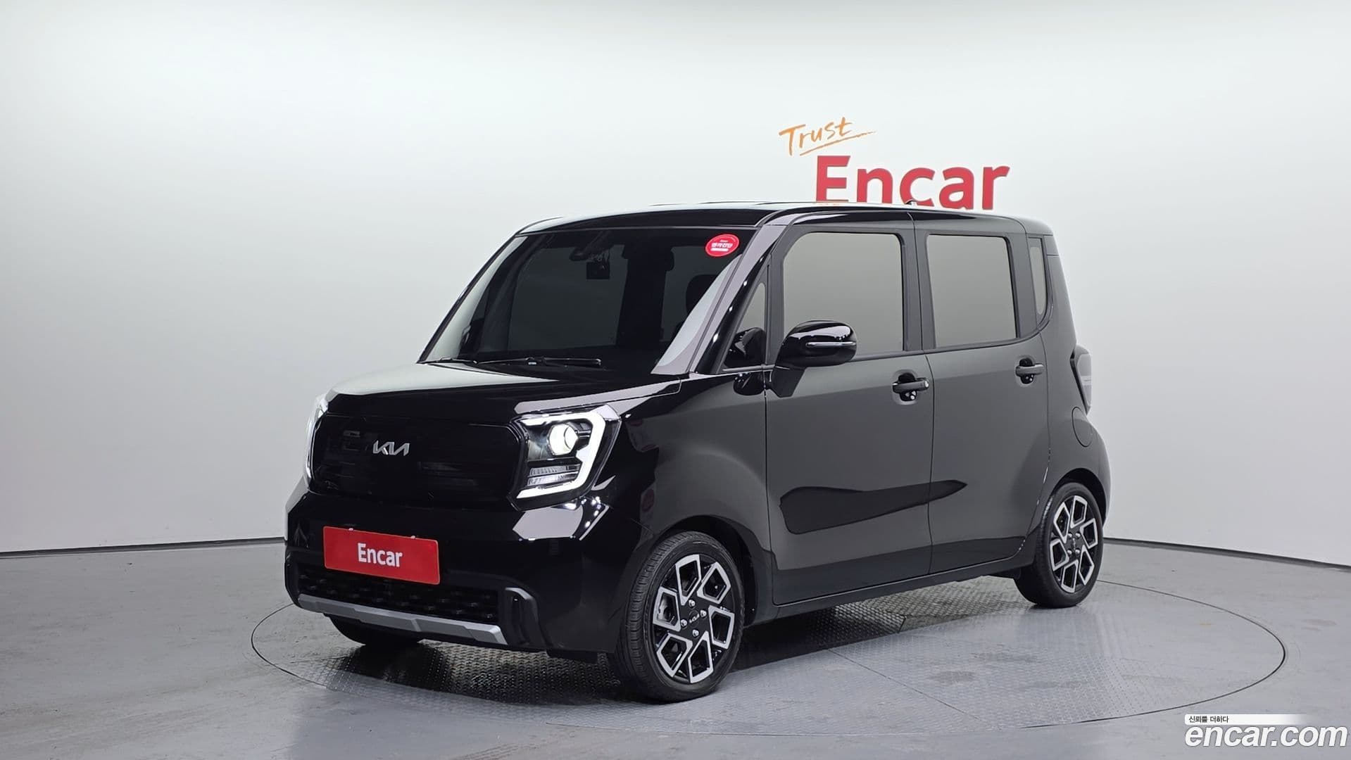 Main__Slider__Photo:RAY Kia 2024.1-0