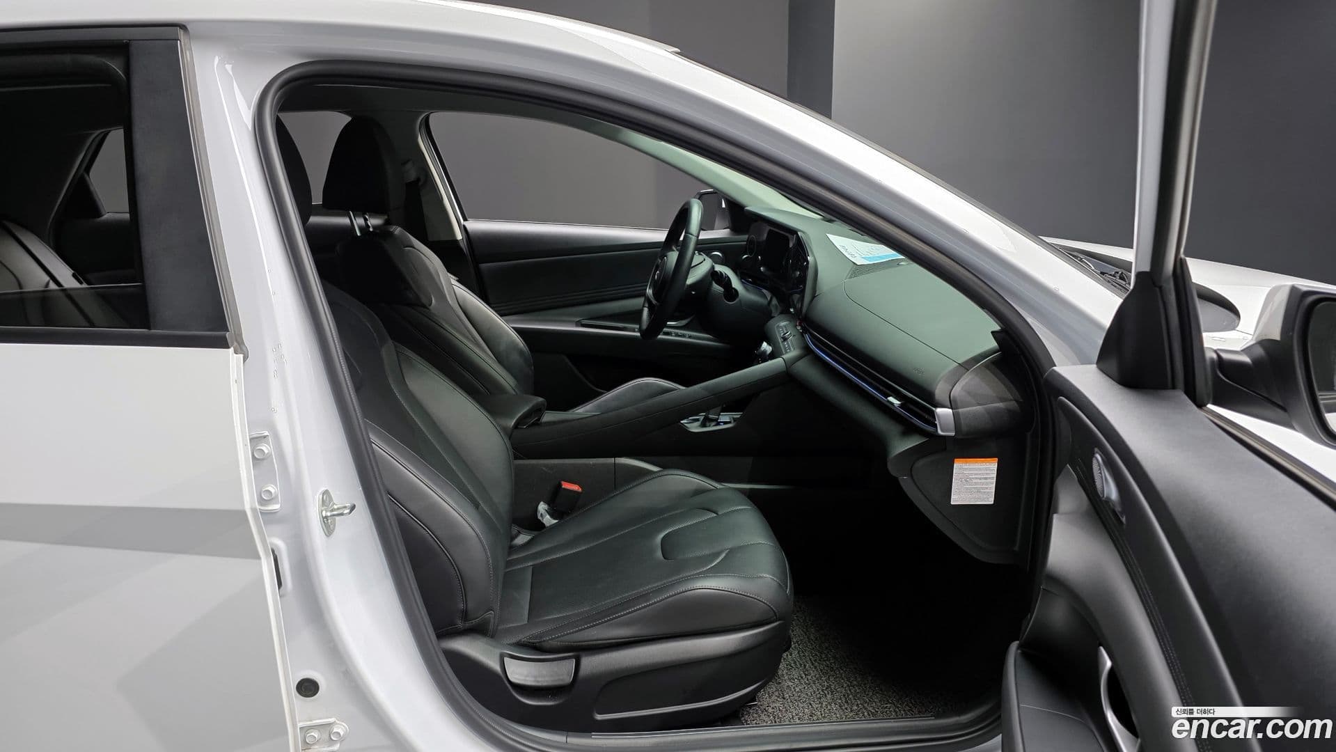 Main__Slider__Photo:AVANTE Hyundai 2023.11-9