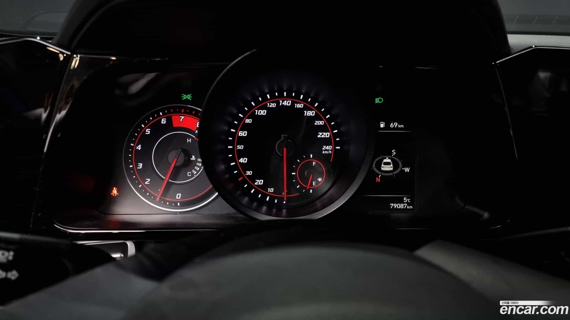 AVANTE Hyundai 2020.7-INNER-008