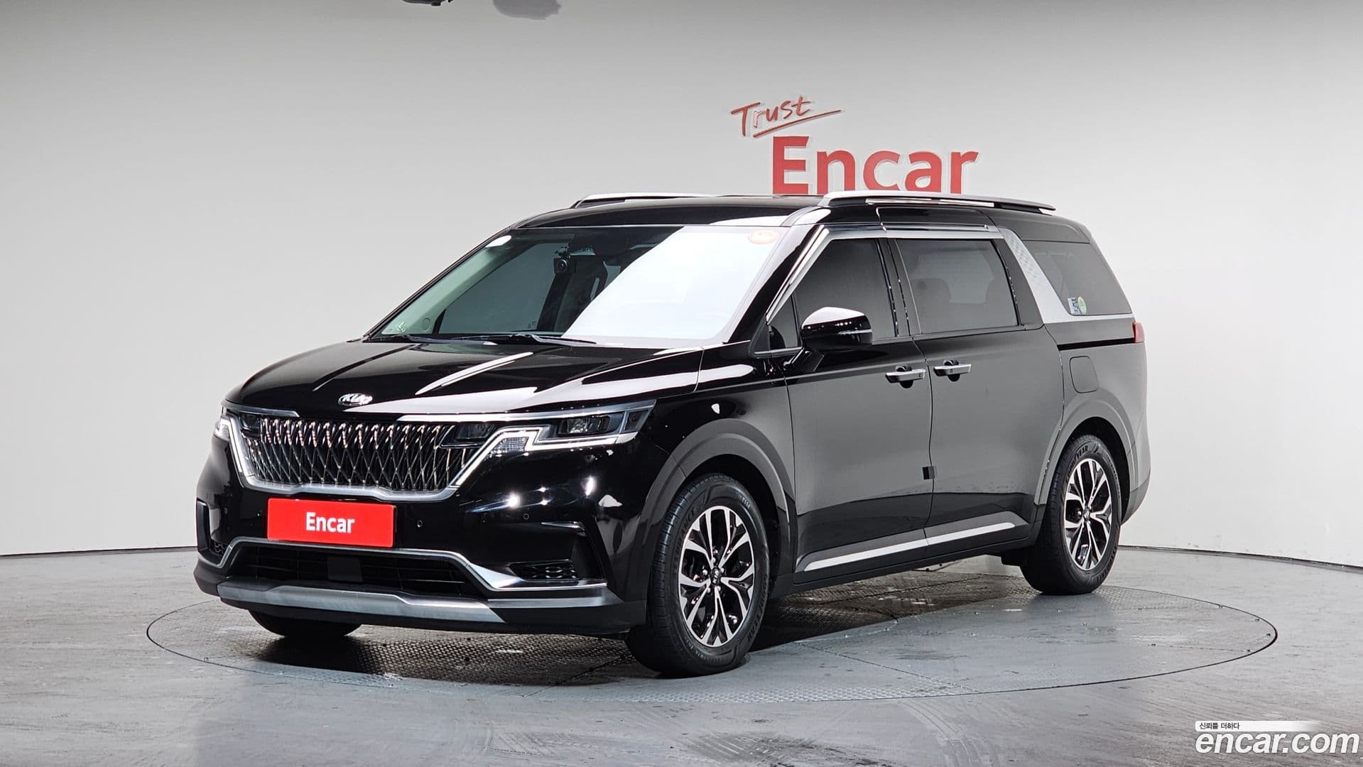 Main__Slider__Photo:Canival Kia 2021.2-0