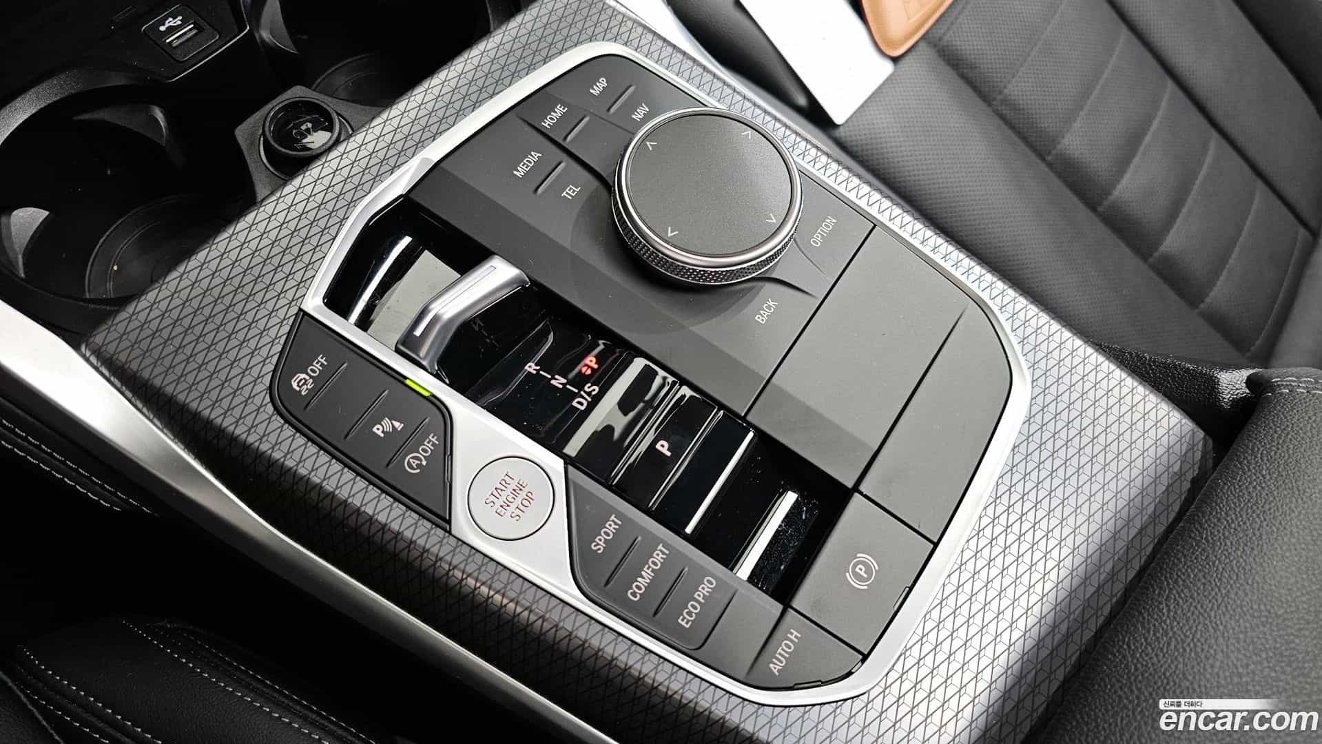 4-Series BMW 2025.4-INNER-009