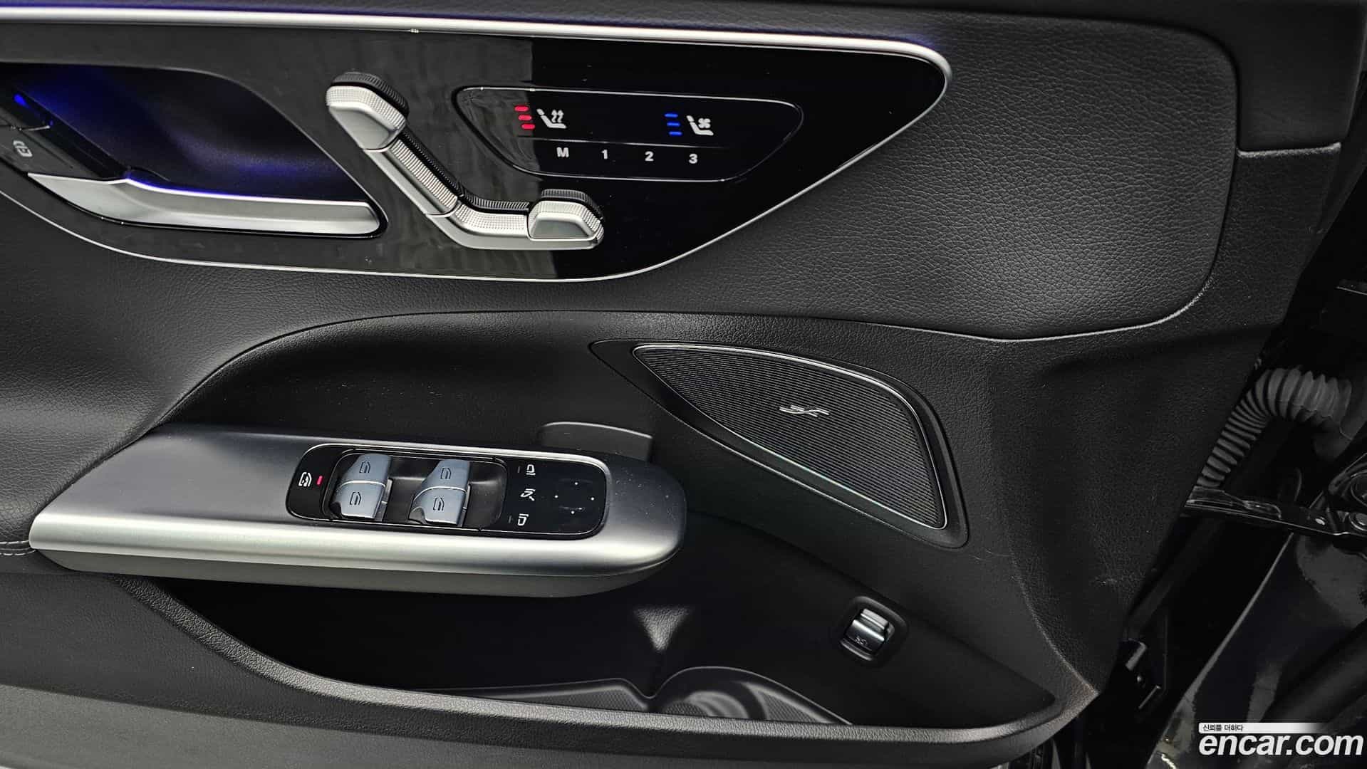C-Class Mercedes-Benz 2024.1-OPTION-021