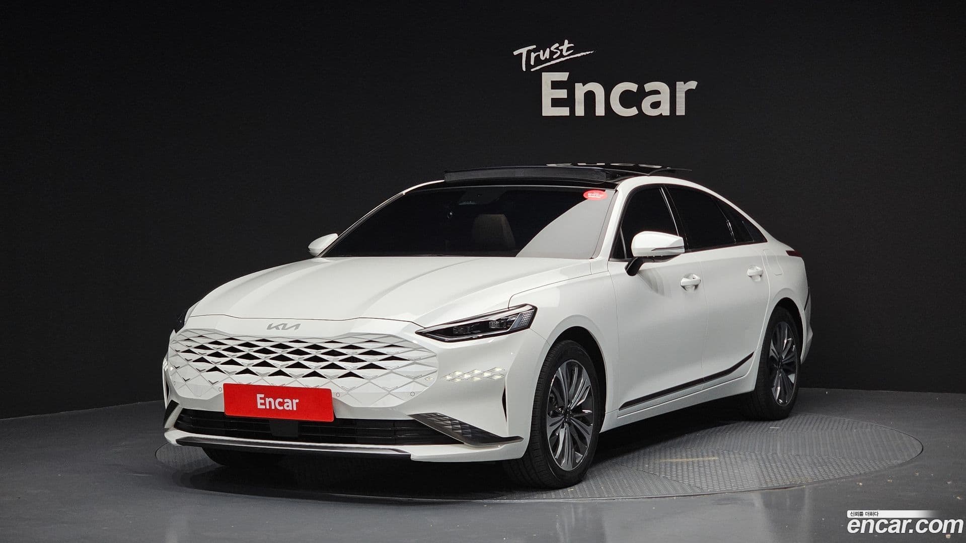 Main__Slider__Photo:K8 Kia 2021.10-0