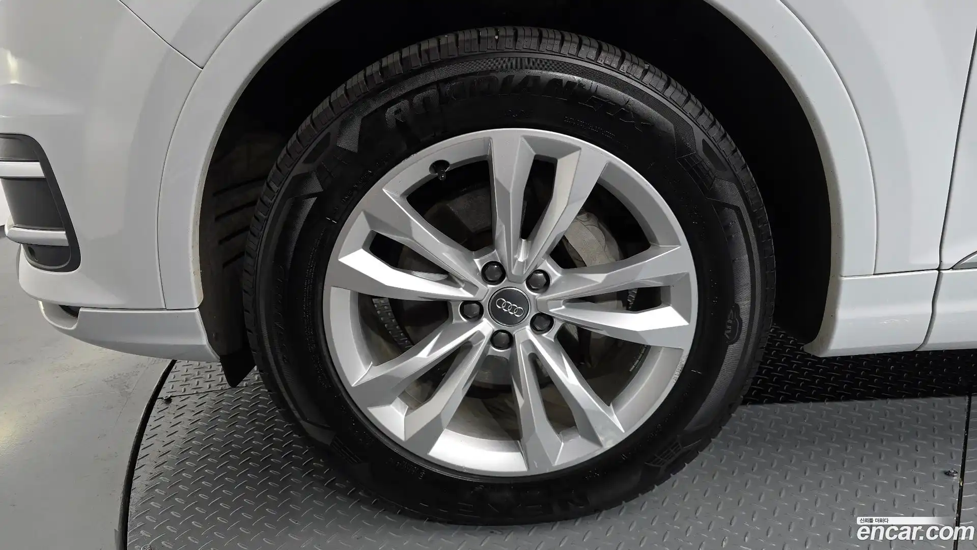 Q7 Audi 2019.9-OUTER-005