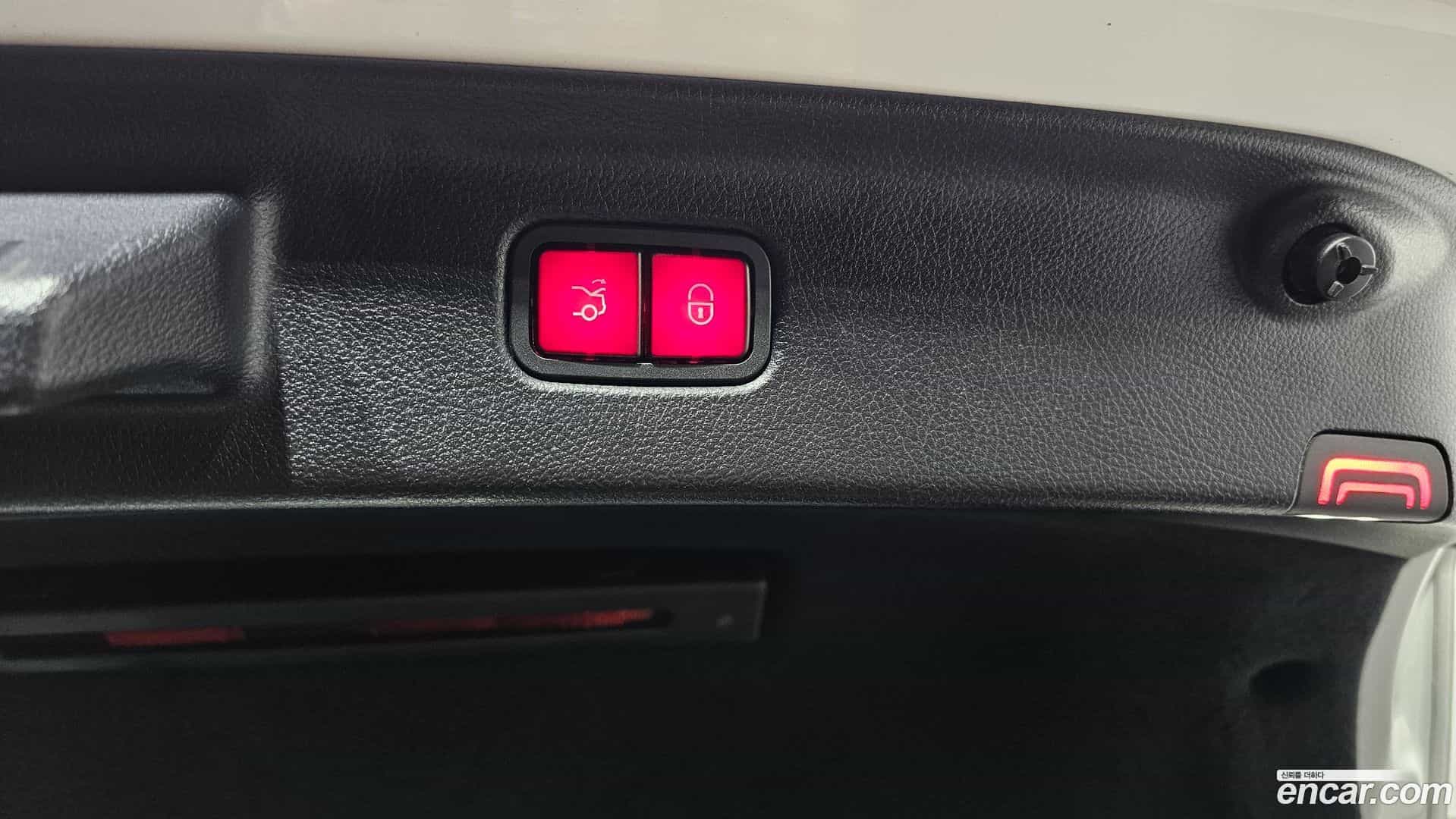 S-Class Mercedes-Benz 2022.0-OPTION-024