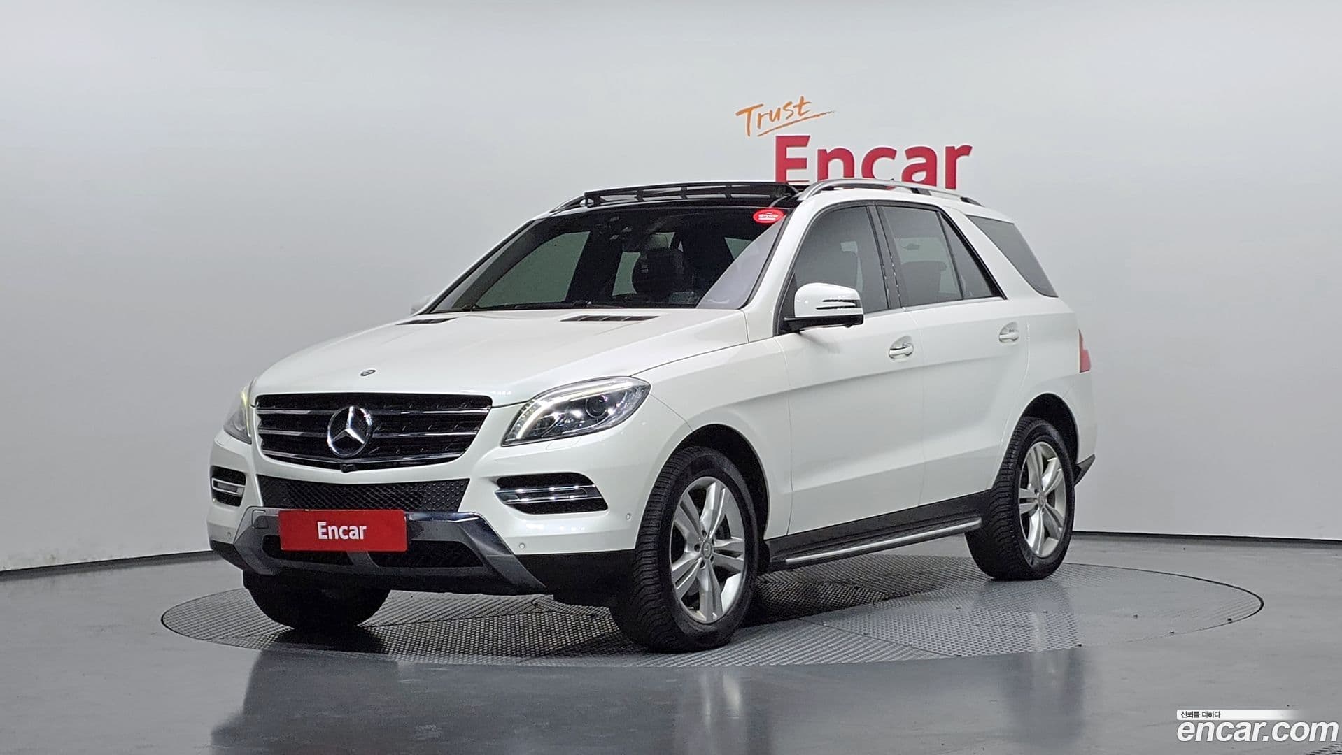 Main__Slider__Photo:M-class Mercedes-Benz 2014.9-0