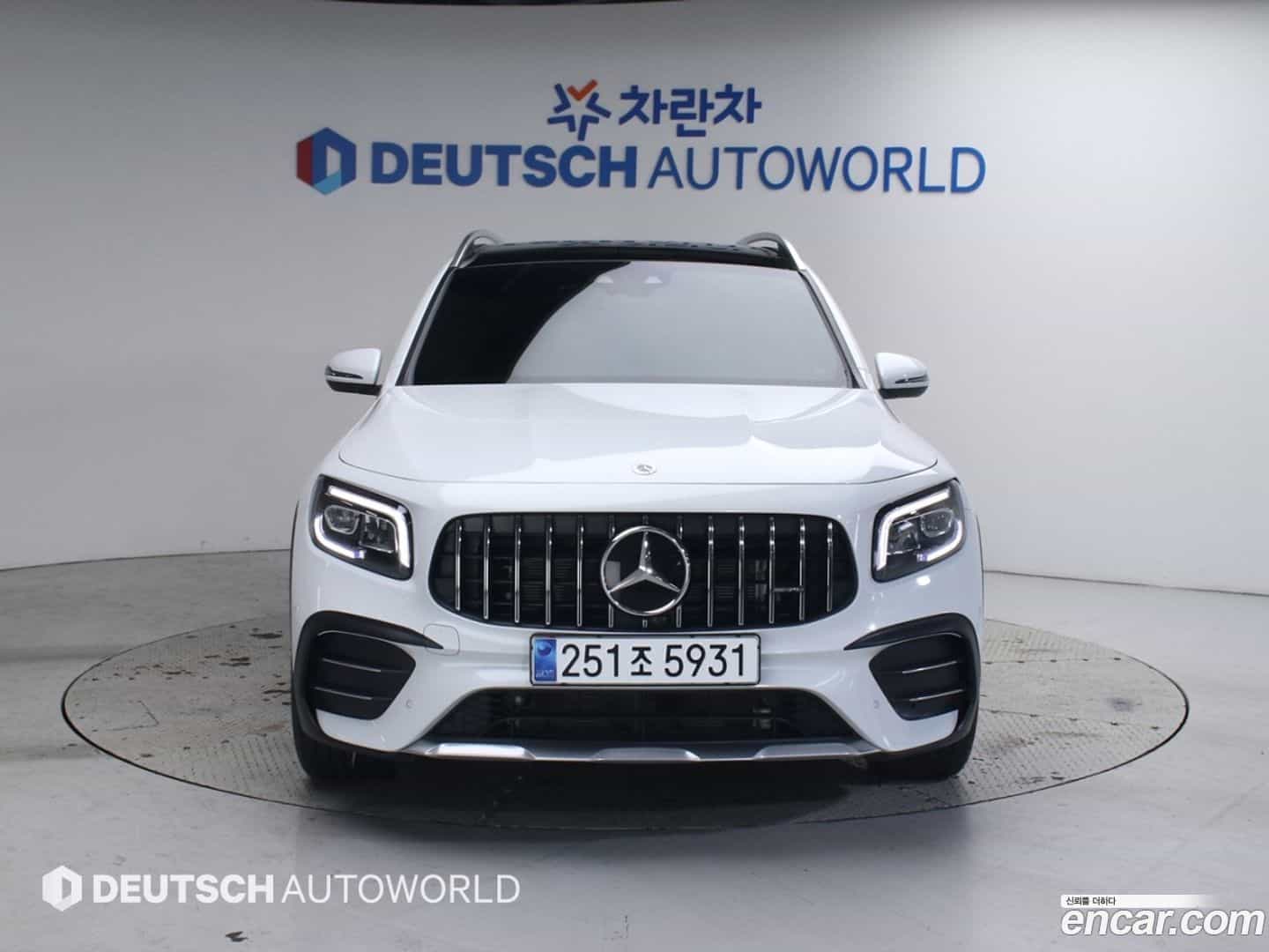 GLB-Class Mercedes-Benz 2023.8-OUTER-003