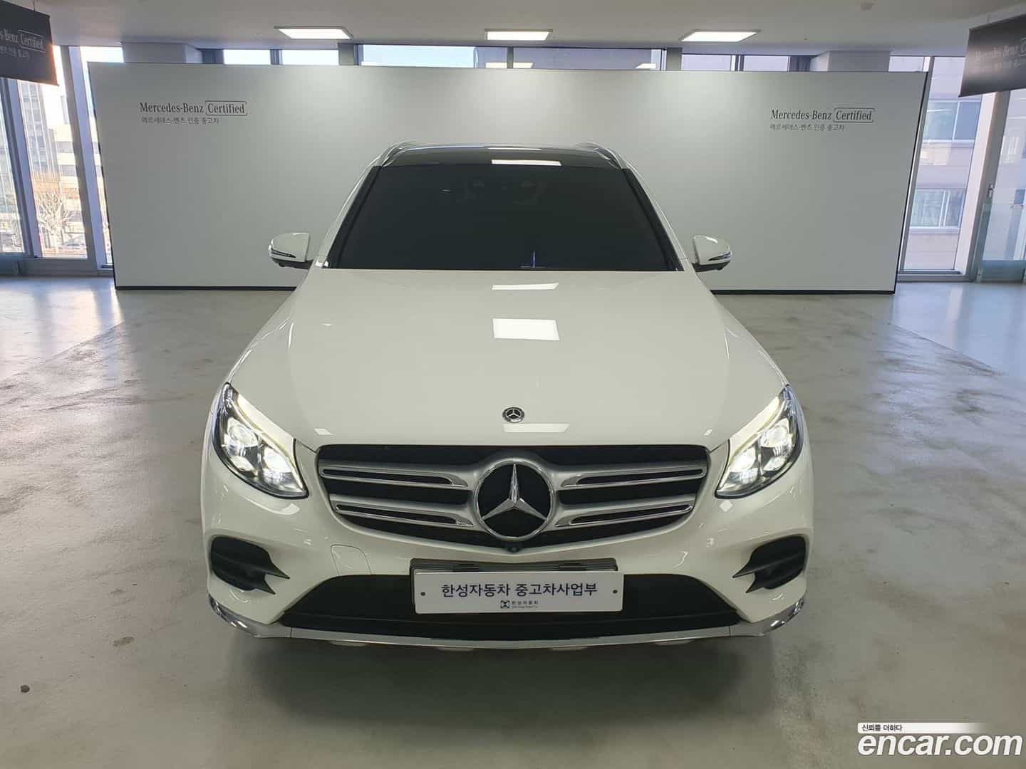 GLC-Class Mercedes-Benz 2019.10-OUTER-003
