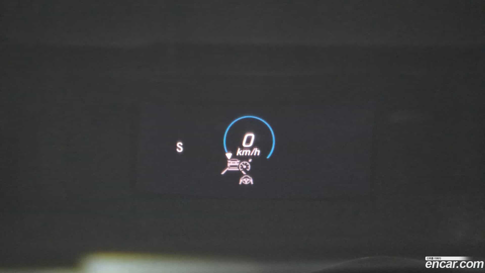 E-Class Mercedes-Benz 2021.2-OPTION-021