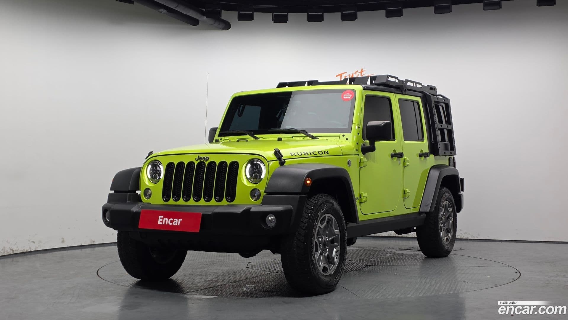 Main__Slider__Photo:Wrangler Jeep 2017.0-0