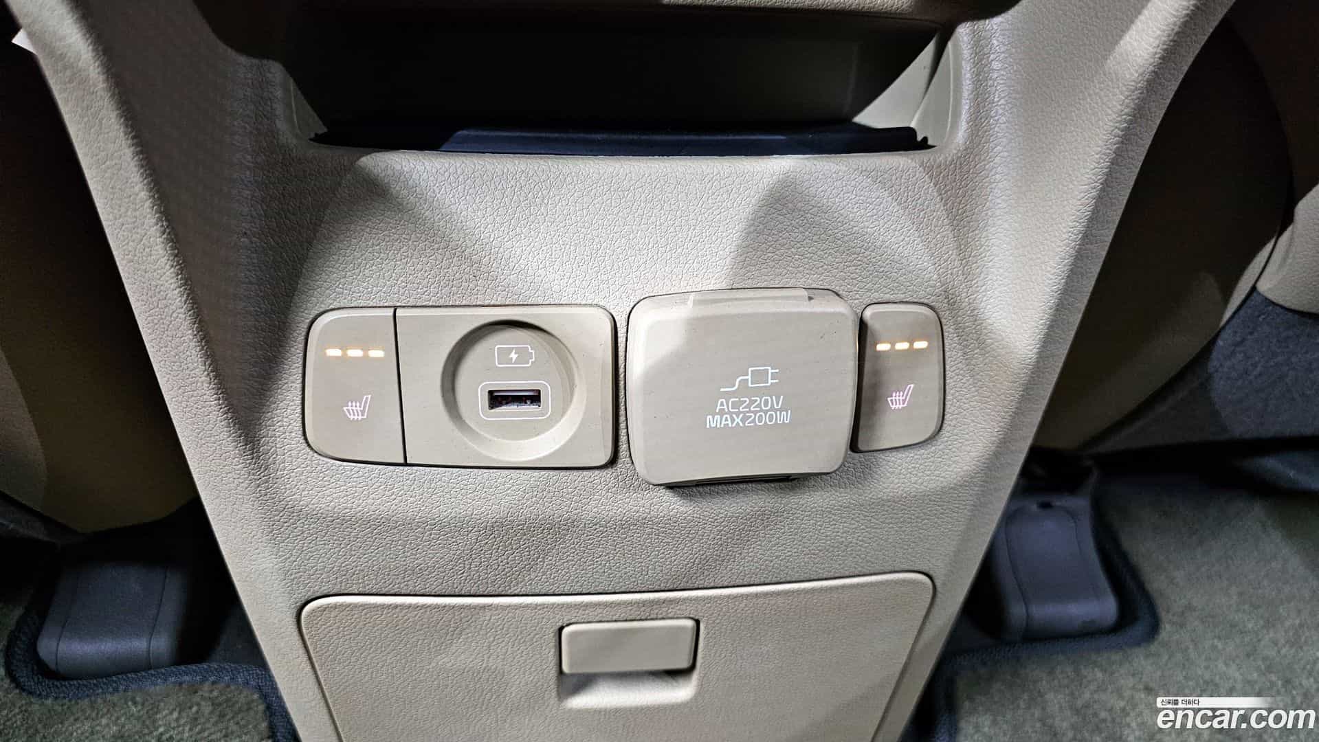 Canival Kia 2018.7-OPTION-023