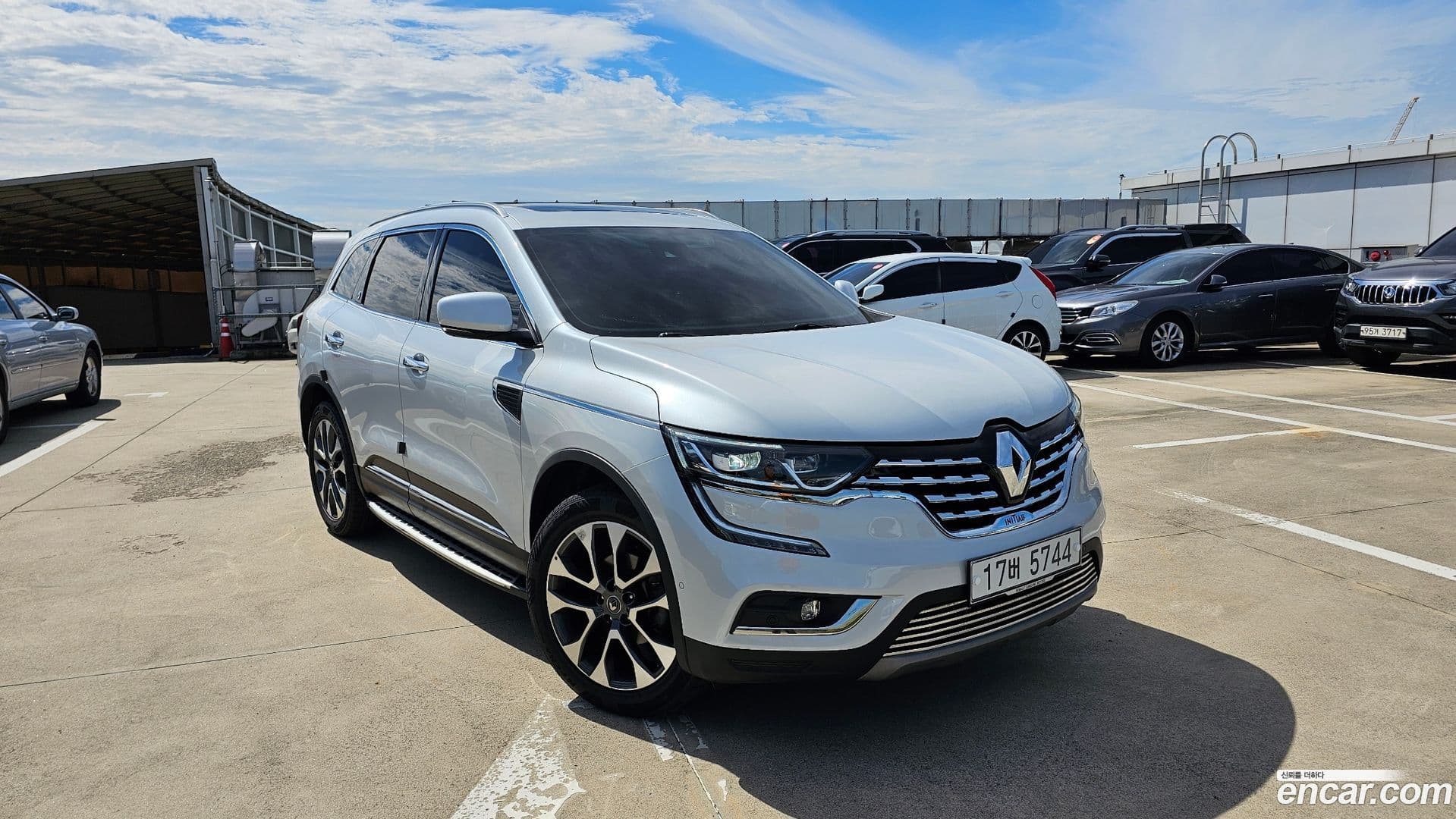 Main__Slider__Photo:QM6 Renault Korea 2018.6-0