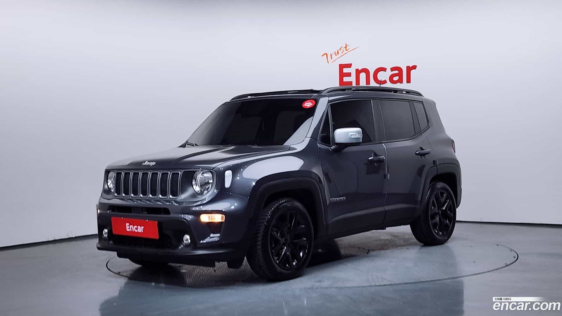 Renegade Jeep 2022.11-OUTER-001