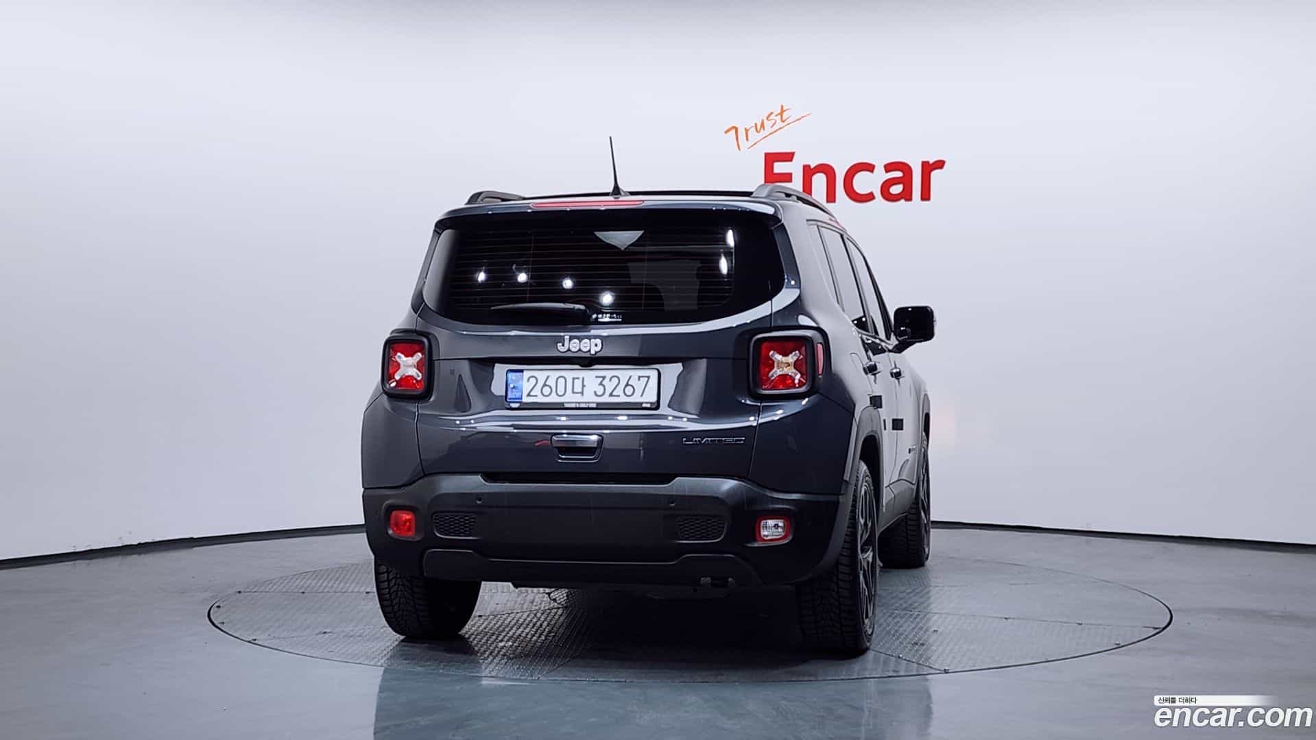 Renegade Jeep 2022.11-OUTER-004