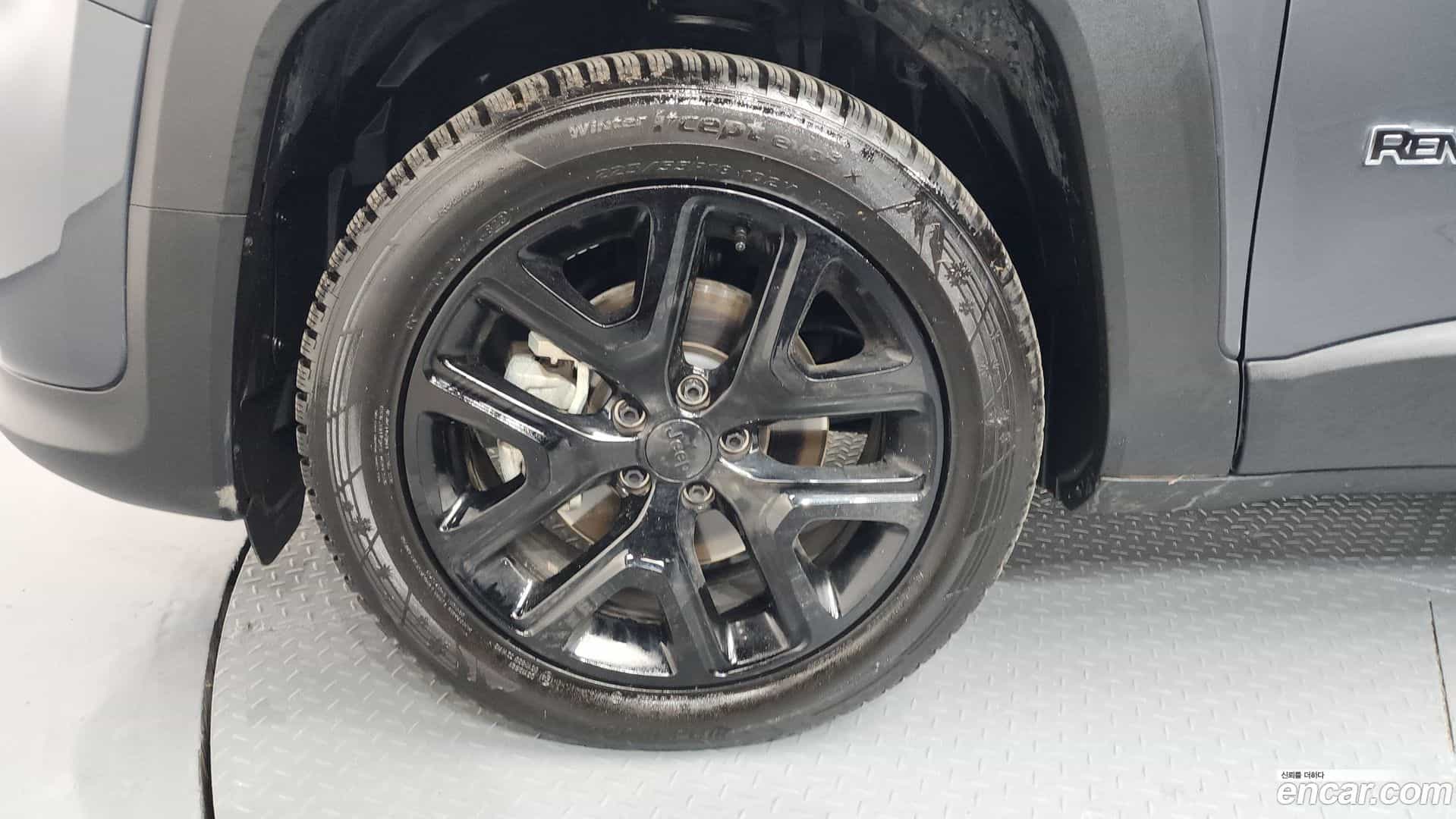 Renegade Jeep 2022.11-OUTER-005