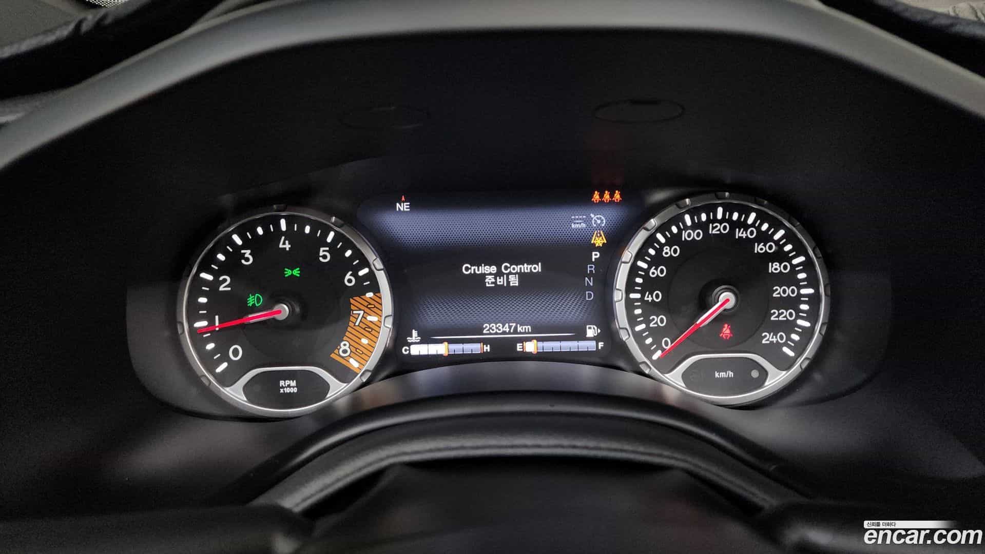 Renegade Jeep 2022.11-INNER-008