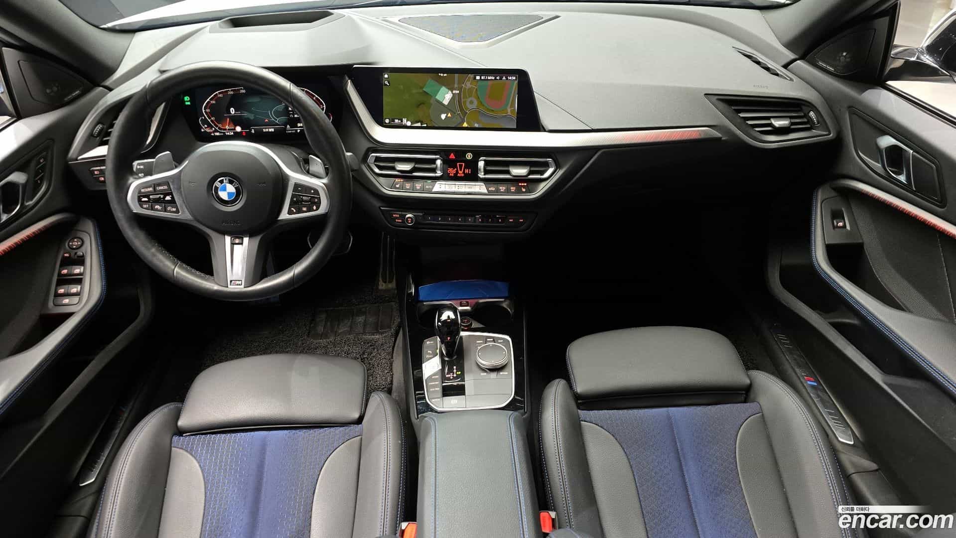 2-Series BMW 2023.9-INNER-007
