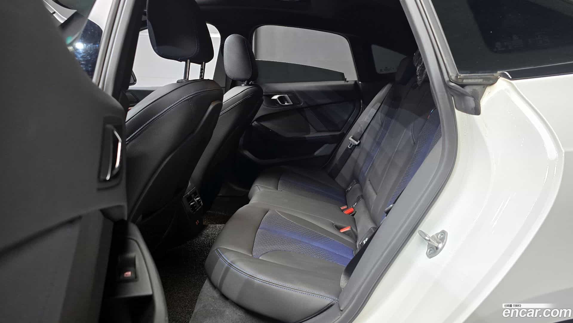2-Series BMW 2023.9-OPTION-017