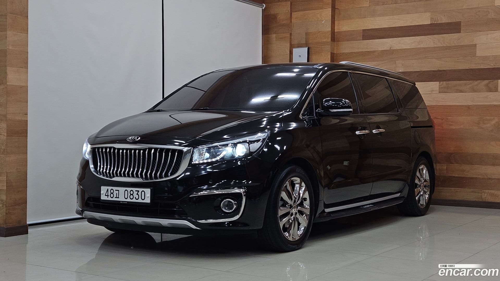 Main__Slider__Photo:Canival Kia 2016.5-0