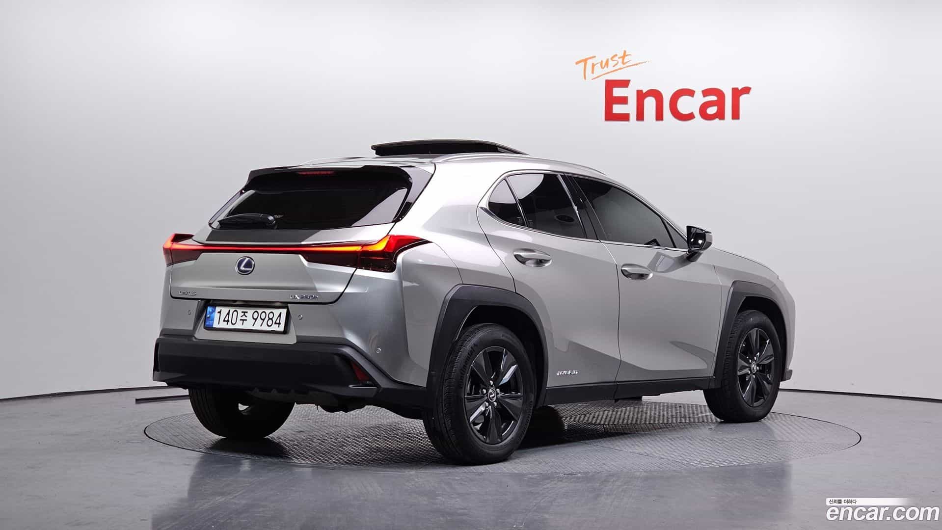 UX Lexus 2021.11-OUTER-002