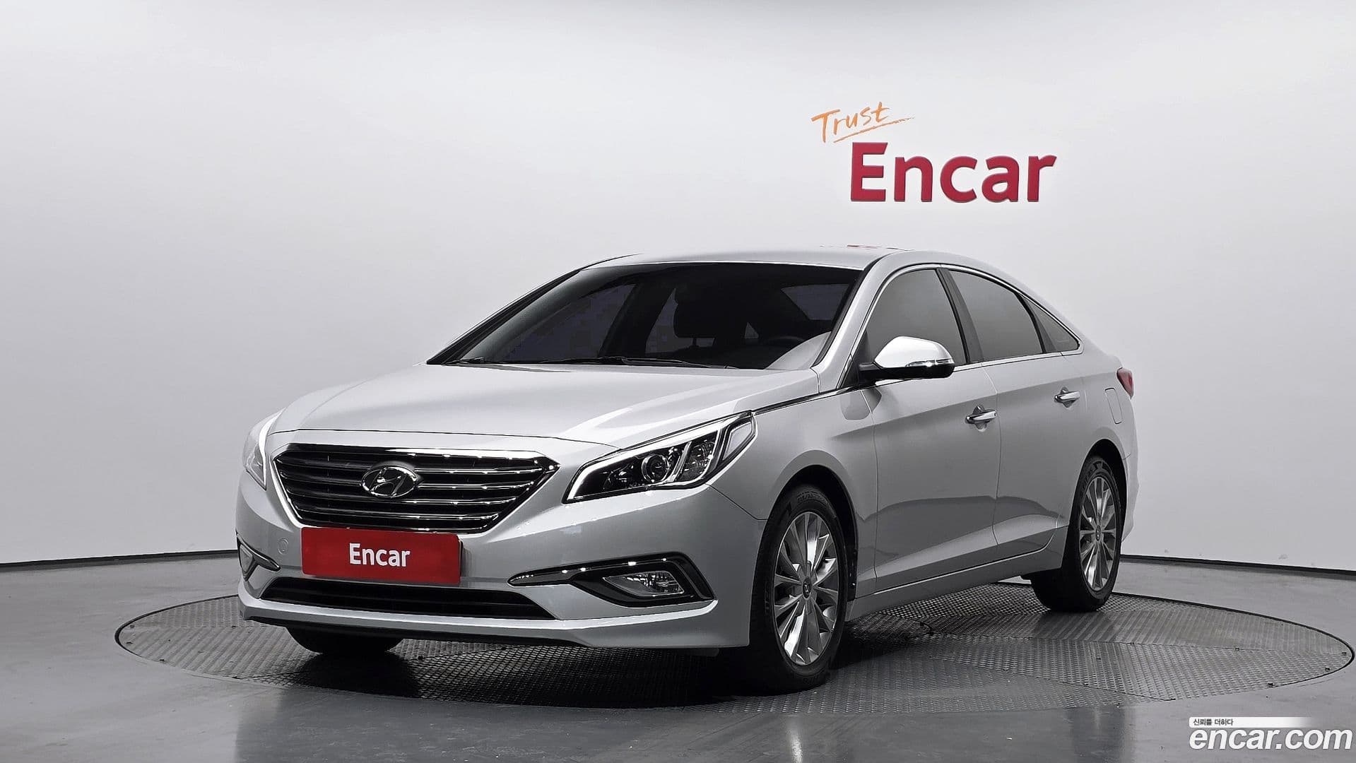 Main__Slider__Photo:Sonata Hyundai 2015.2-0