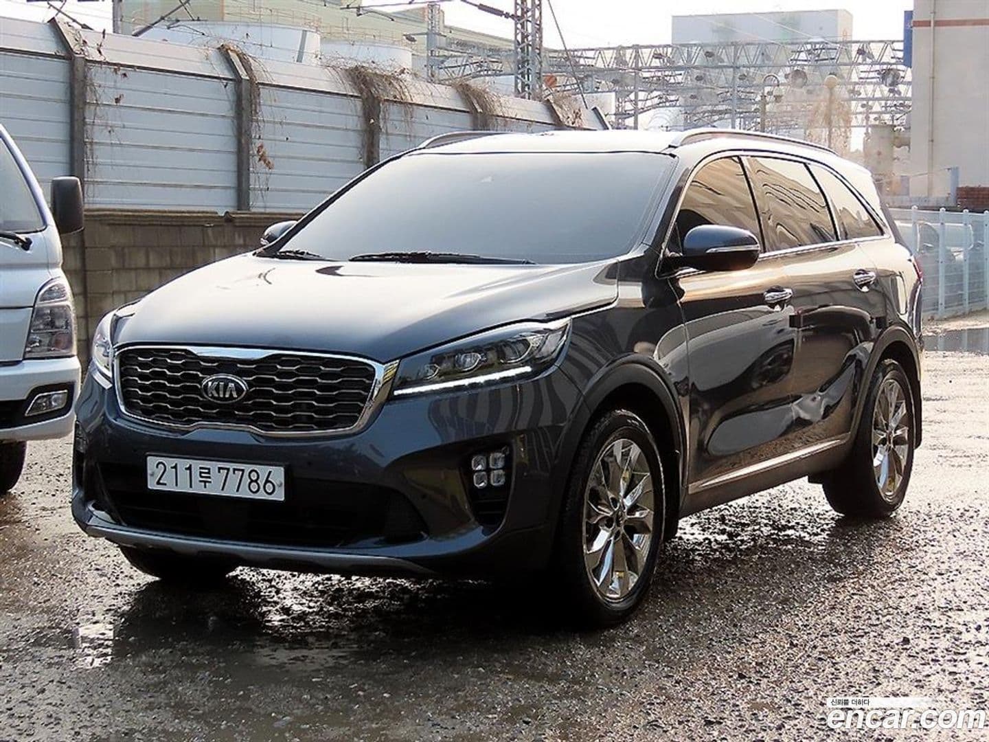 Main__Slider__Photo:Sorento Kia 2019.10-0