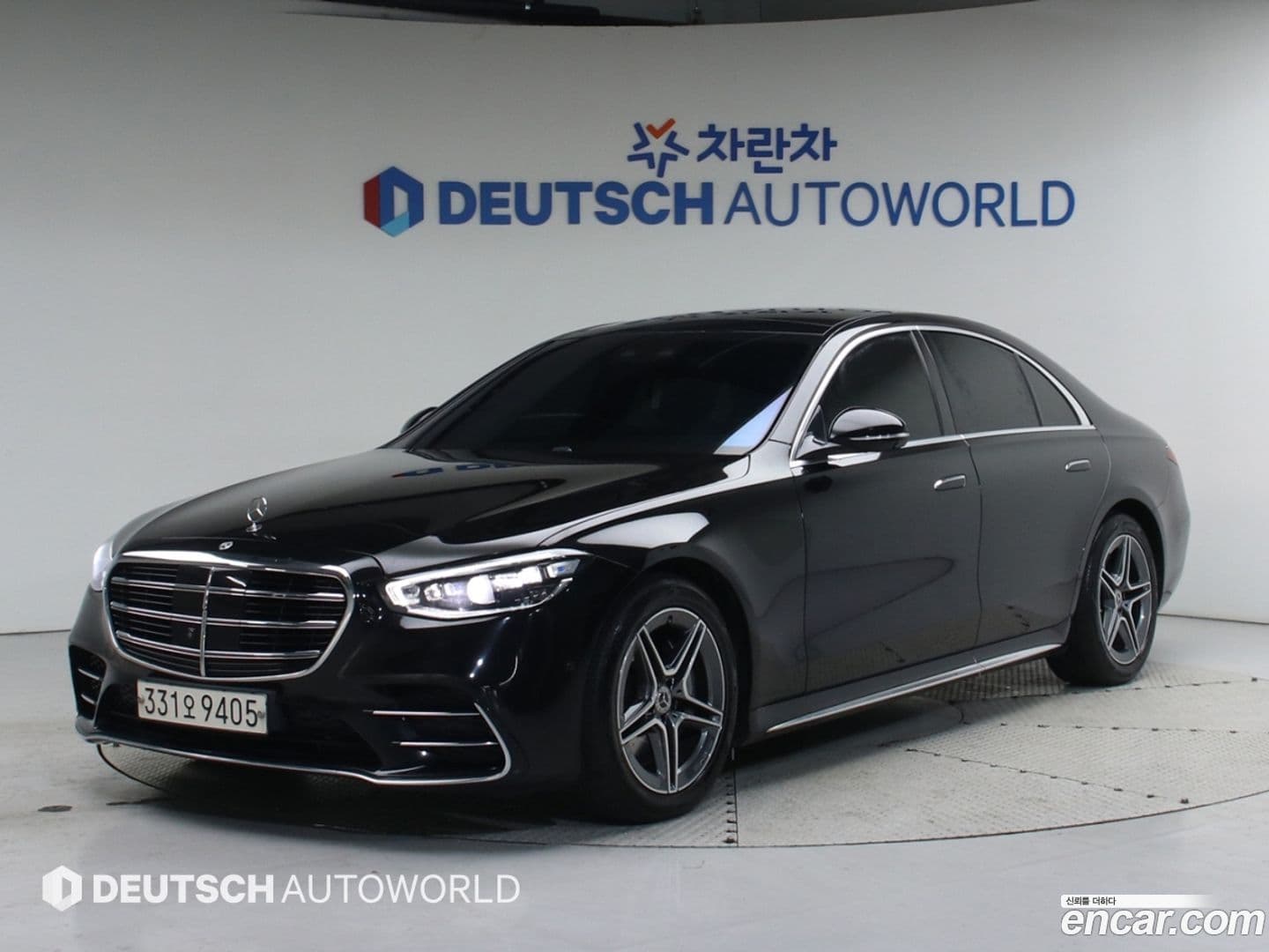 Main__Slider__Photo:S-Class Mercedes-Benz 2021.9-0