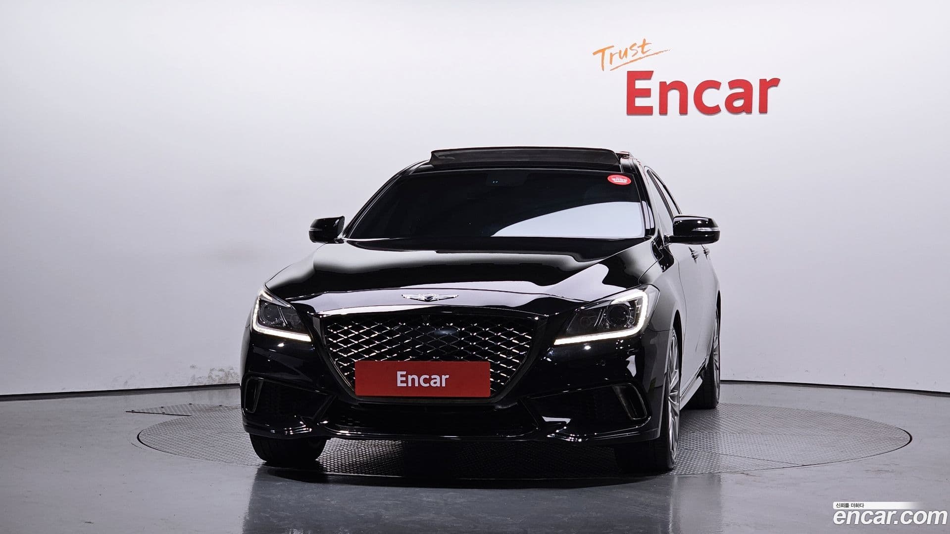 Main__Slider__Photo:Genesis Hyundai 2014.1-0