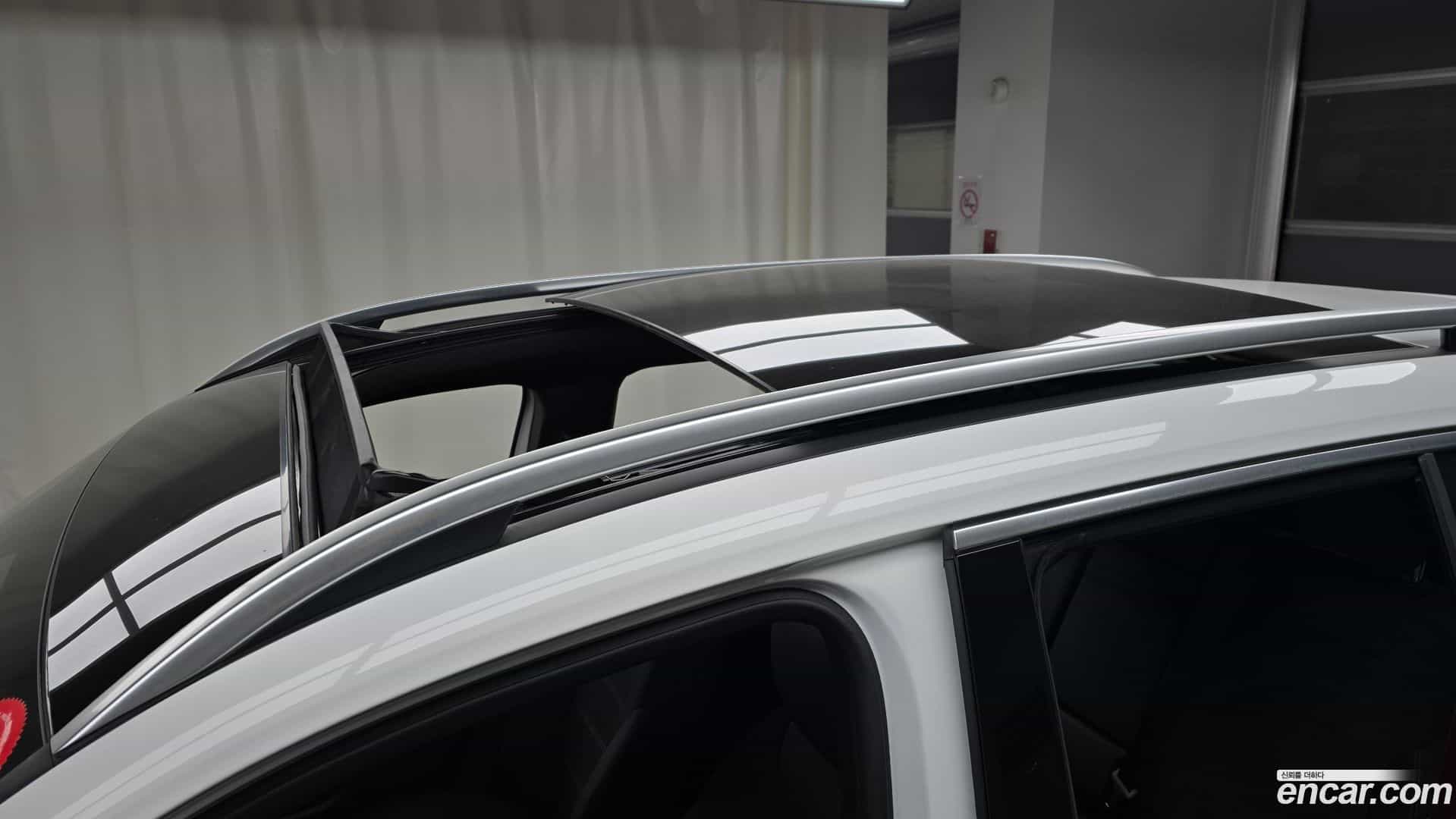 GLB-Class Mercedes-Benz 2025.4-OPTION-023