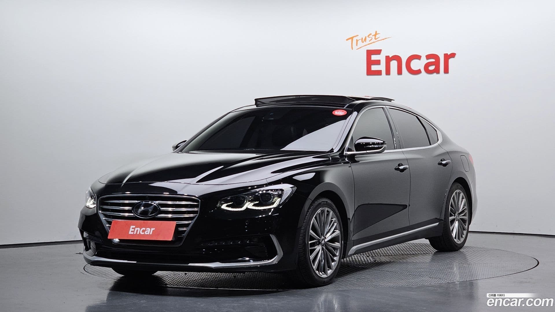 Main__Slider__Photo:Grandeur Hyundai 2018.0-0