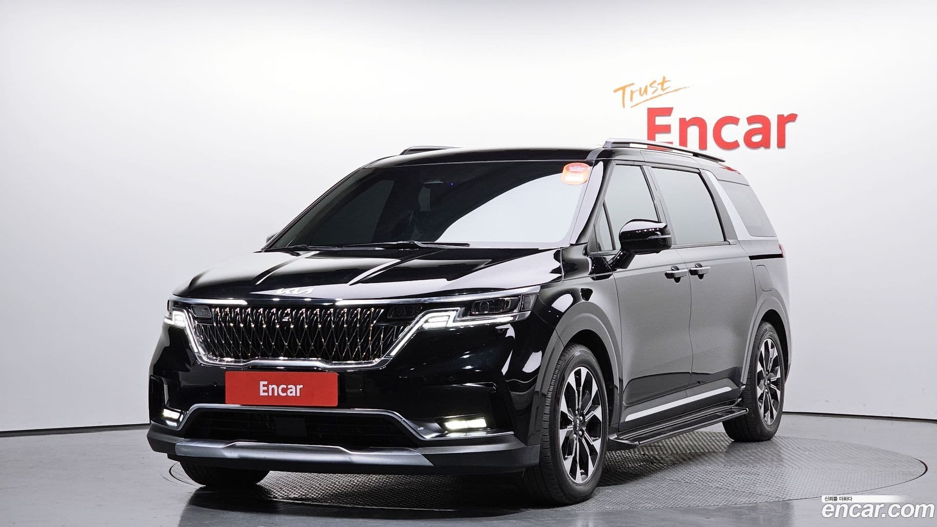 Main__Slider__Photo:Canival Kia 2021.2-0