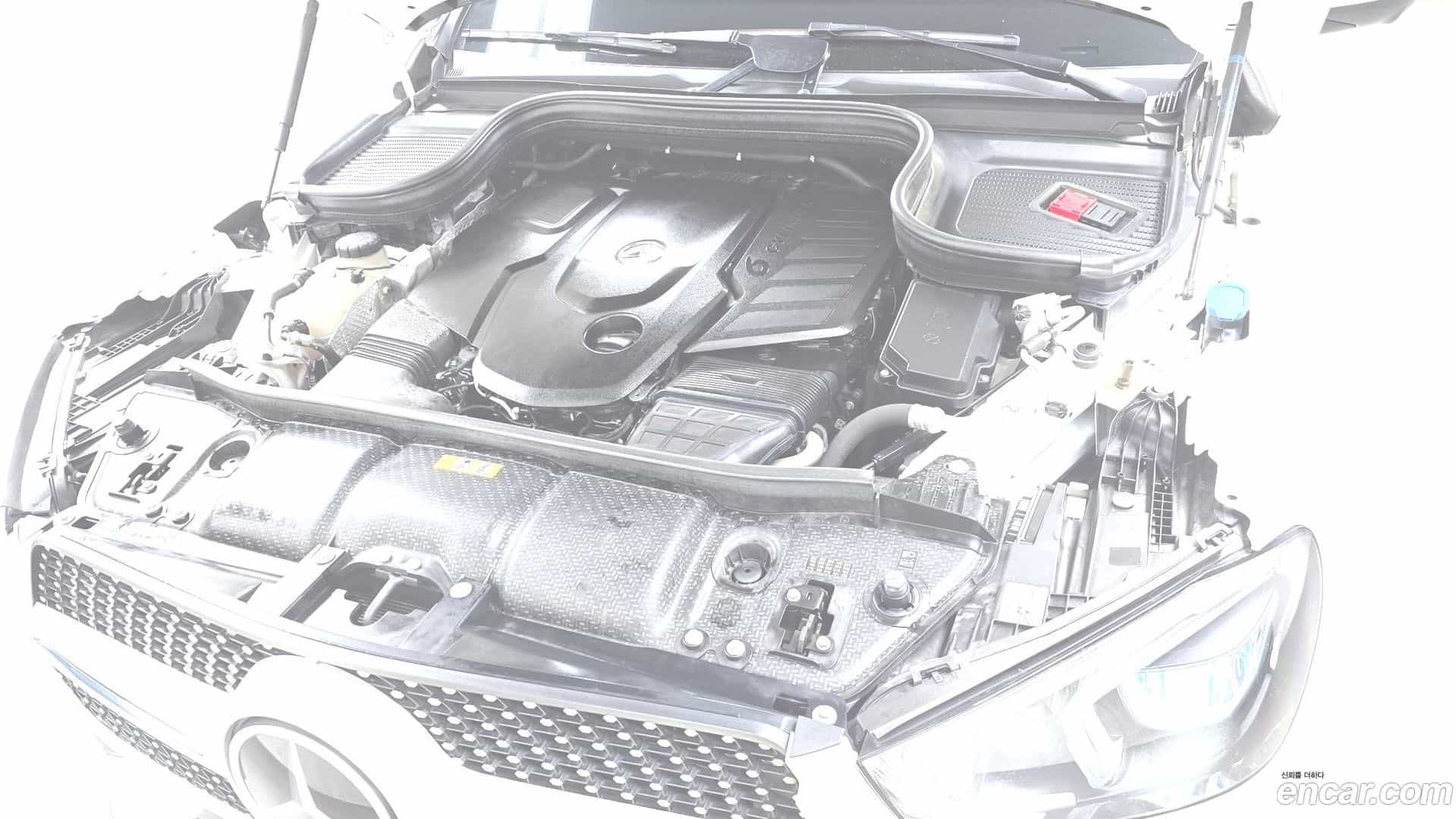 GLE-Class Mercedes-Benz 2020.9-INNER-006