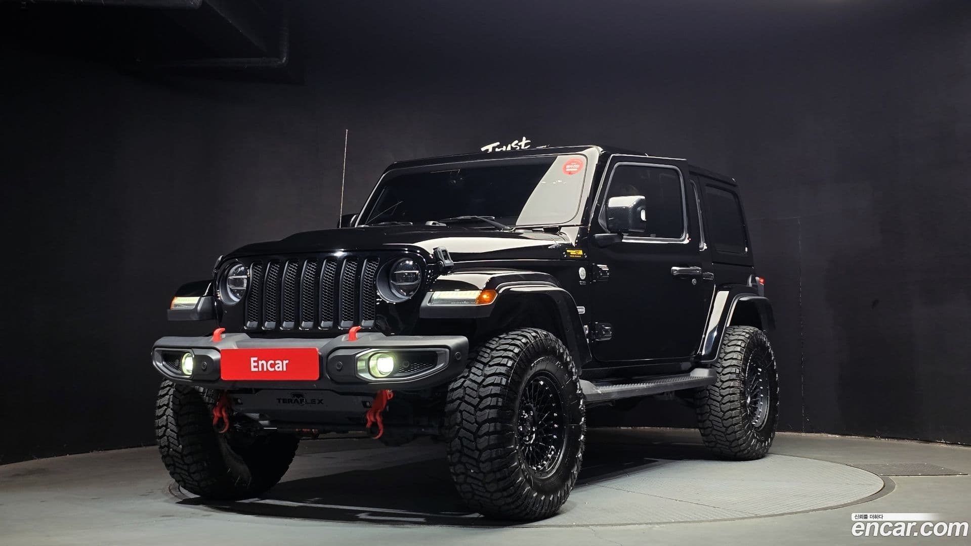 Main__Slider__Photo:Wrangler Jeep 2022.10-0