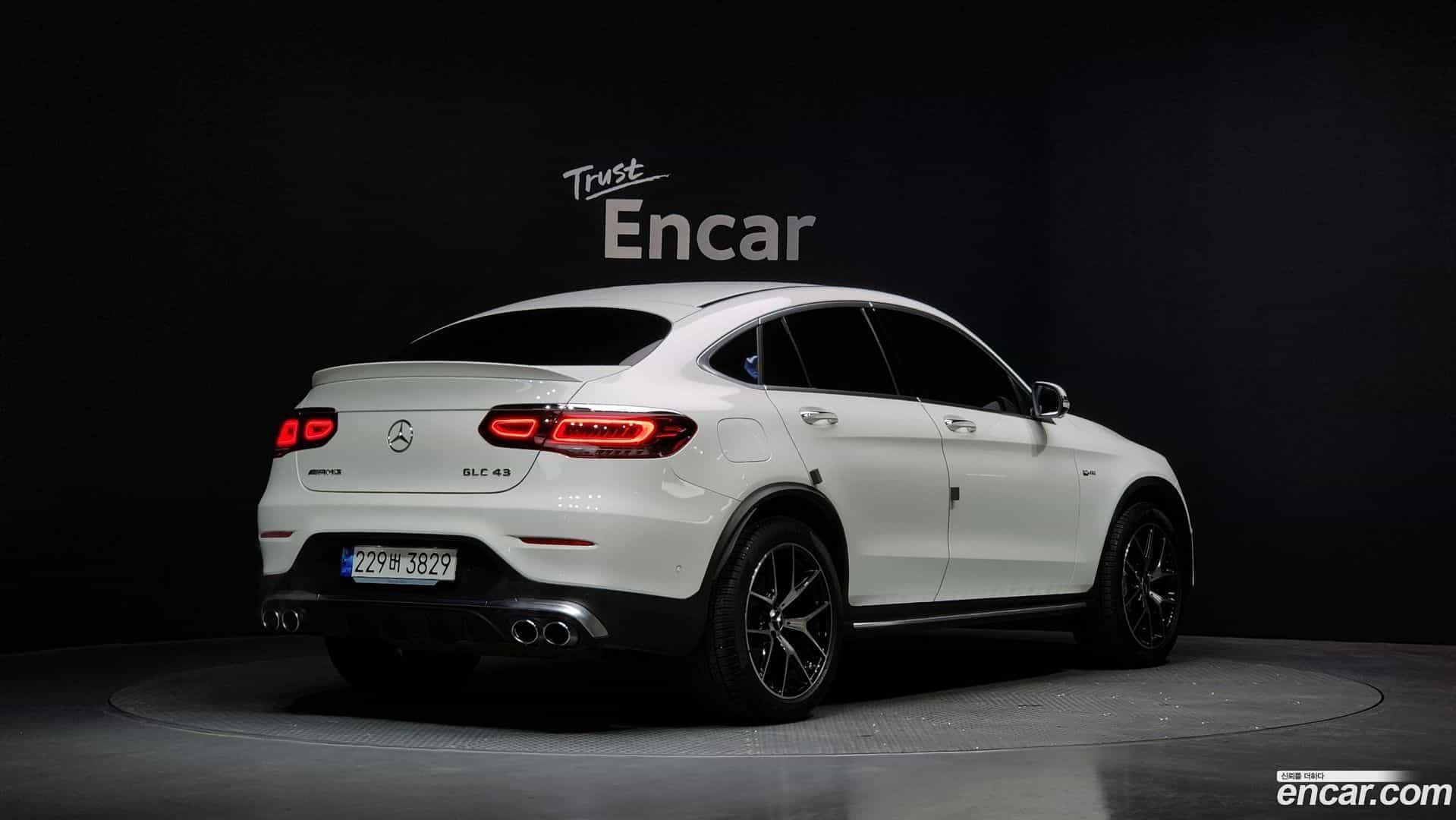 GLC-Class Mercedes-Benz 2023.5-OUTER-002