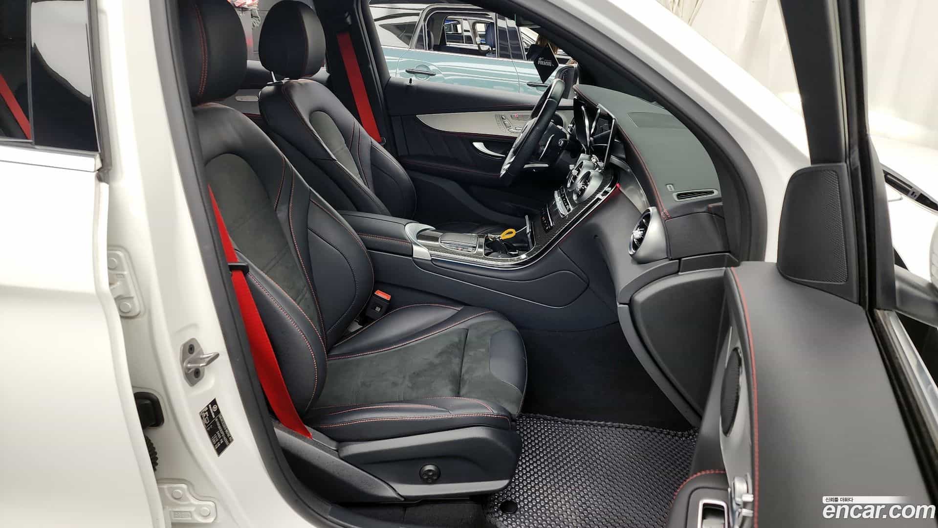GLC-Class Mercedes-Benz 2023.5-OPTION-015