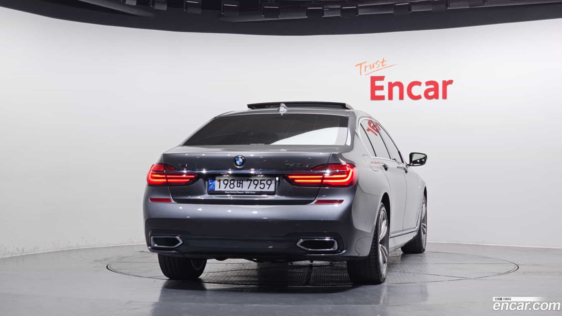7-Series BMW 2018.3-OUTER-004