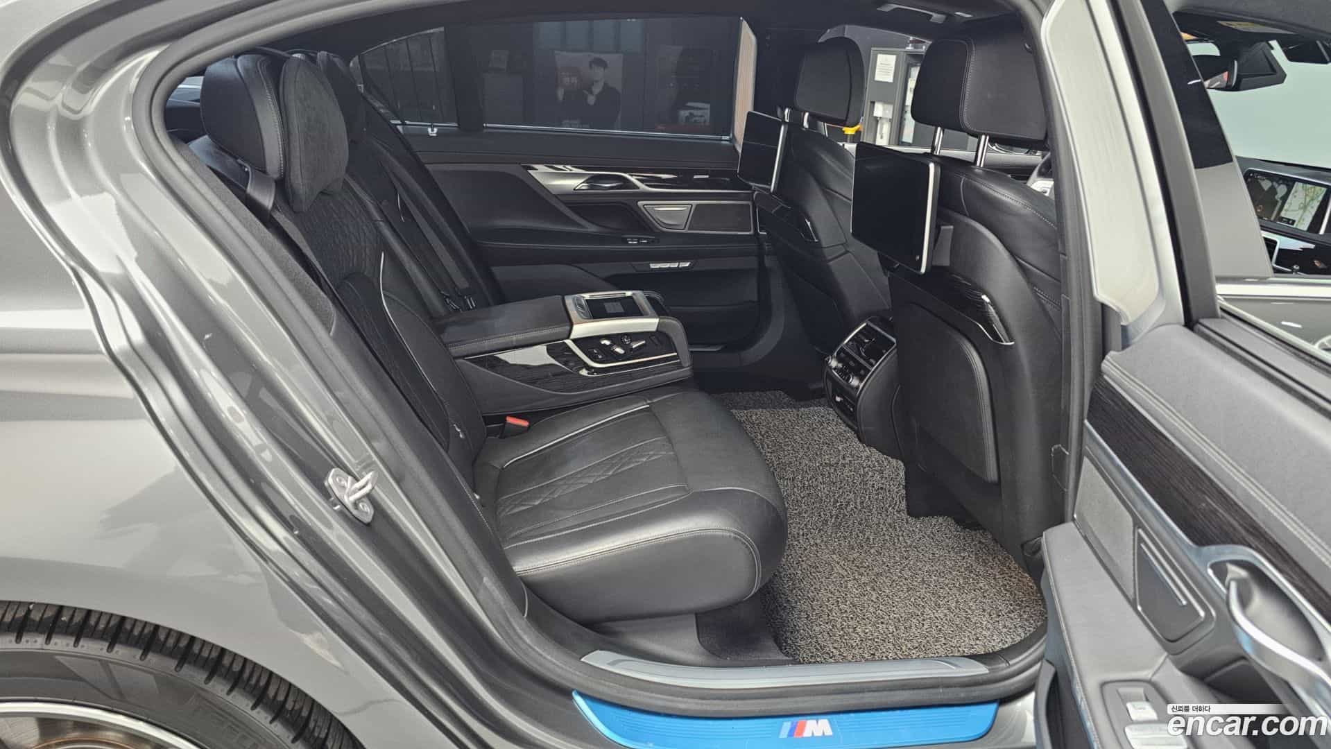 7-Series BMW 2018.3-OPTION-016