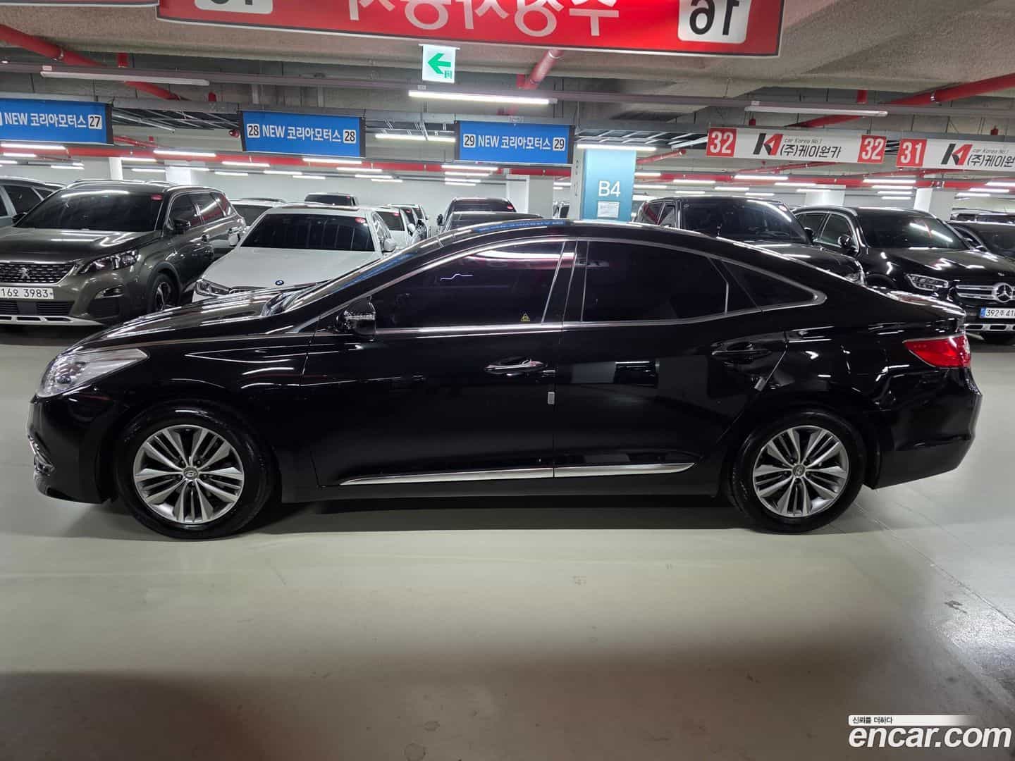 Grandeur Hyundai 2015.0-INNER-007