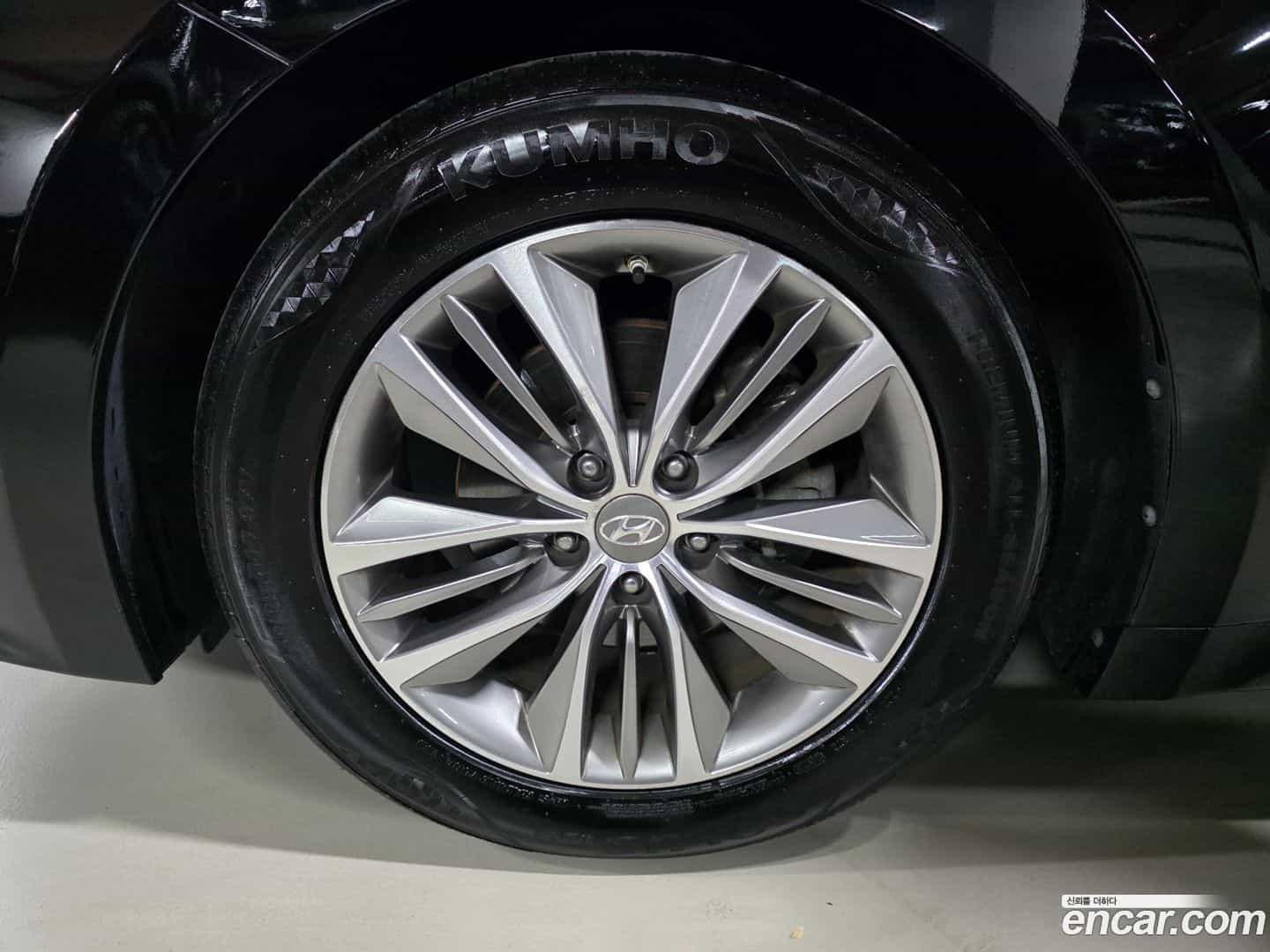 Grandeur Hyundai 2015.0-OPTION-024