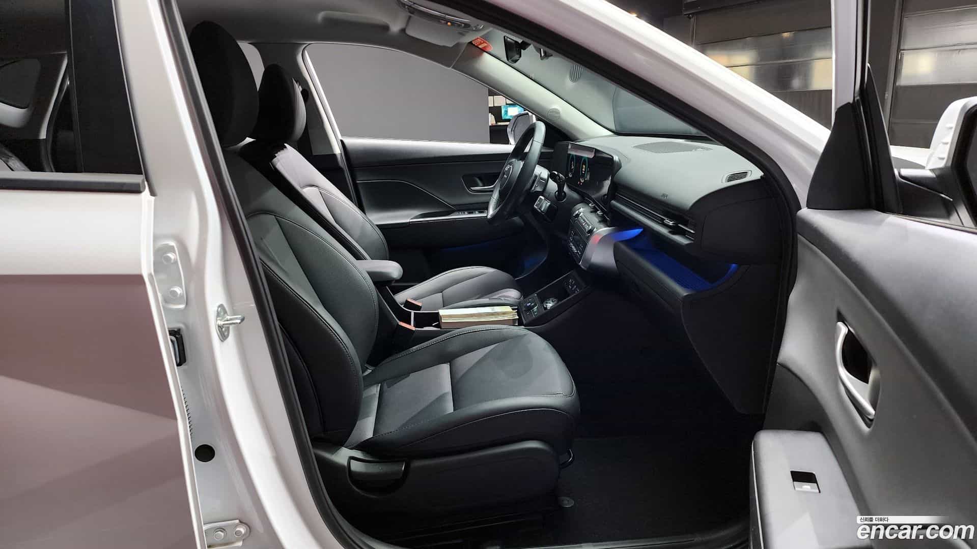 Kona Hyundai 2024.8-INNER-010