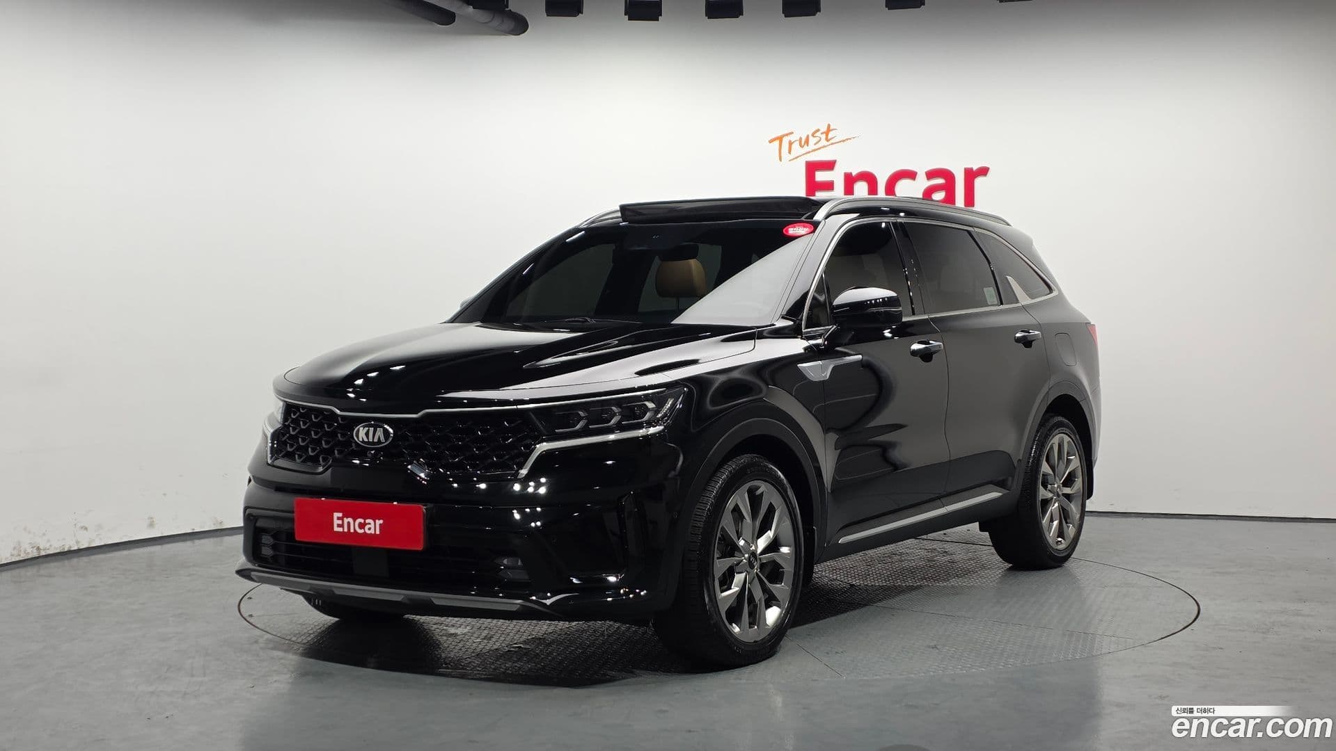 Main__Slider__Photo:Sorento Kia 2020.6-0