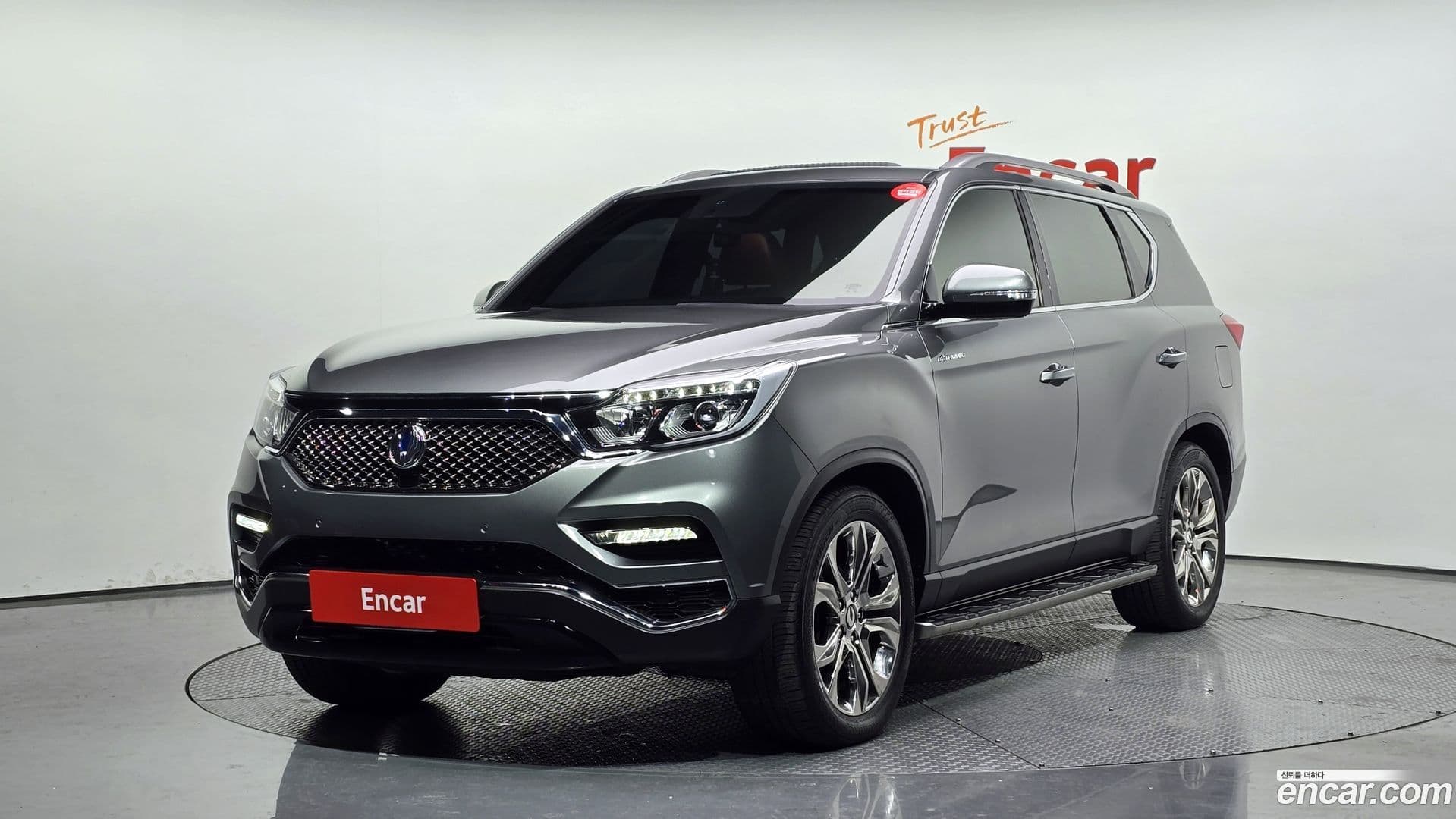 Main__Slider__Photo:Rexton KG Mobility 2018.8-0