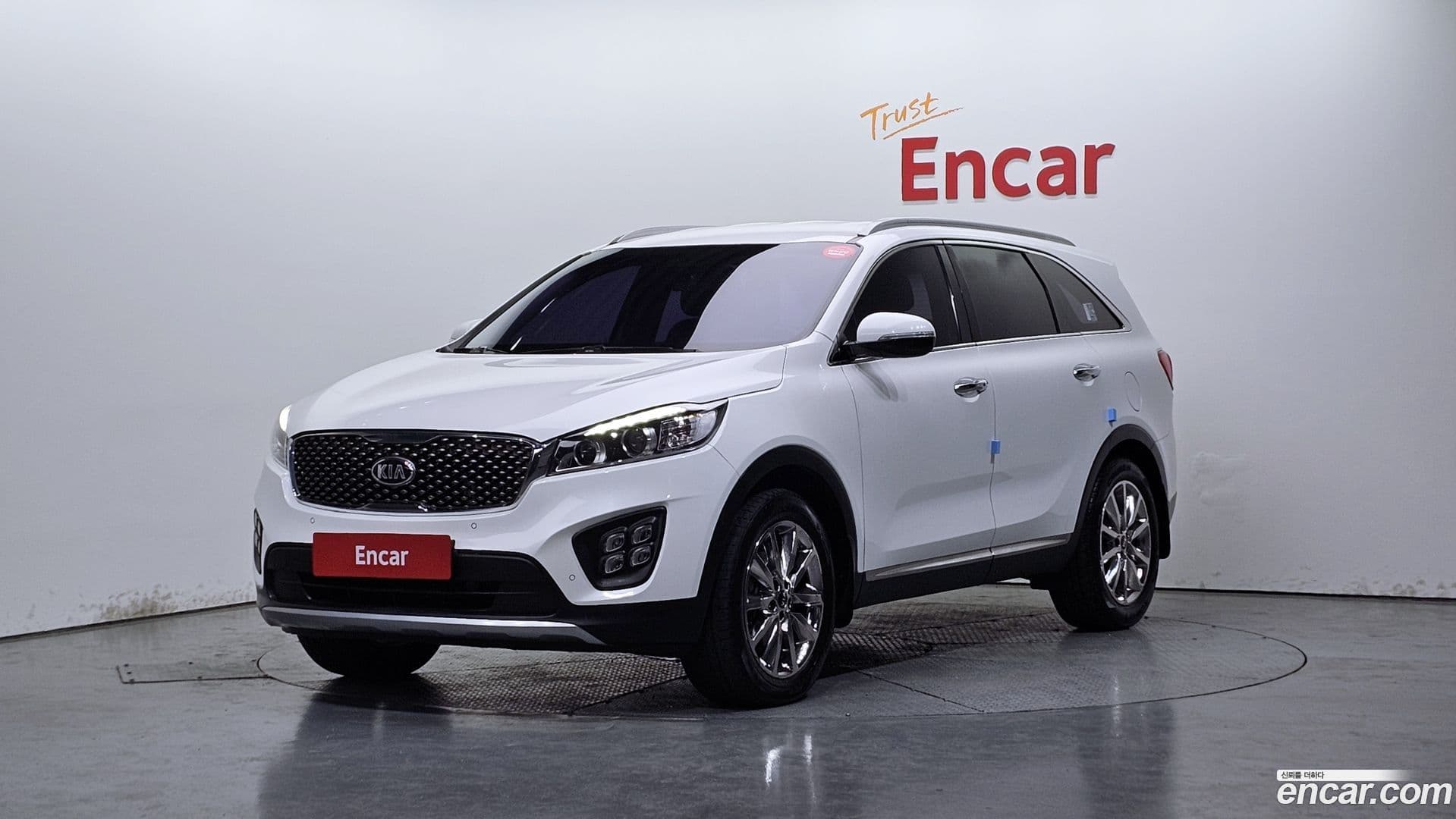 Main__Slider__Photo:Sorento Kia 2016.7-0