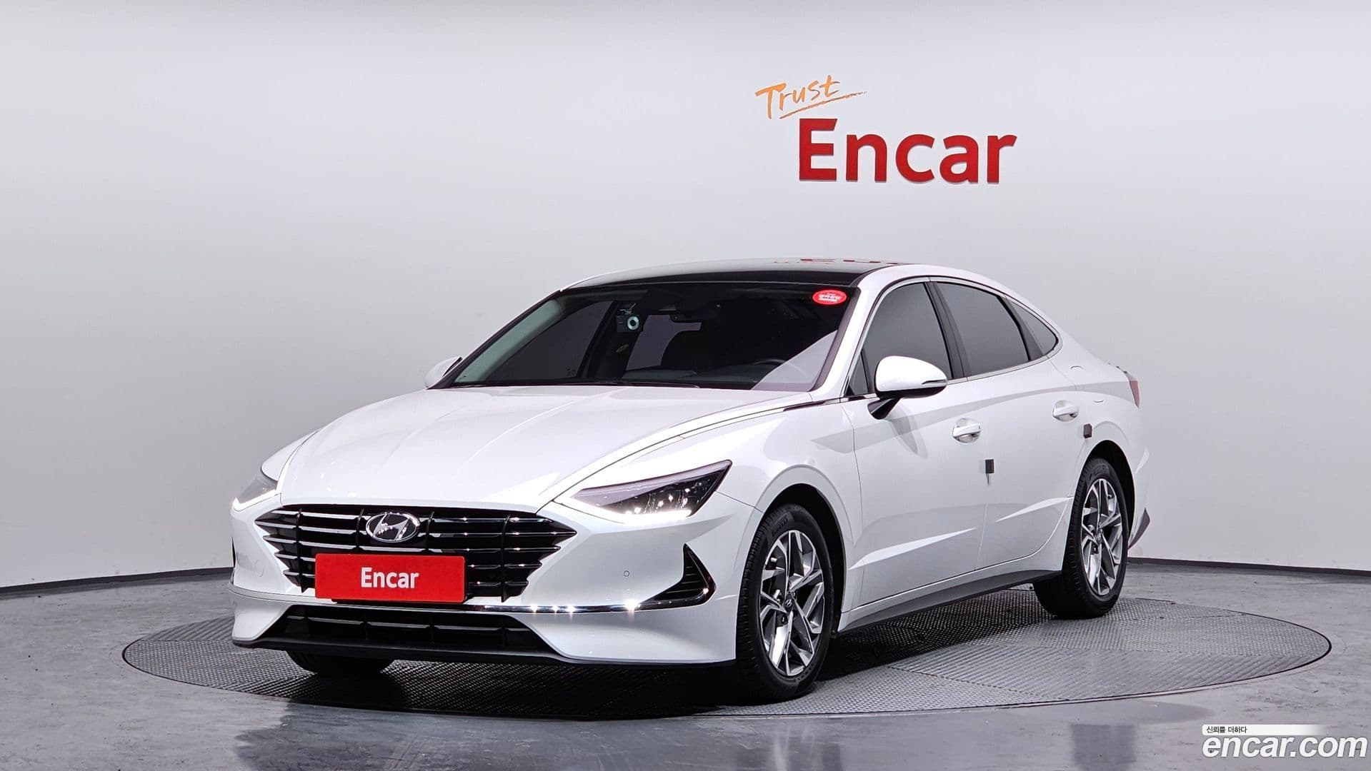 Main__Slider__Photo:Sonata Hyundai 2019.3-0
