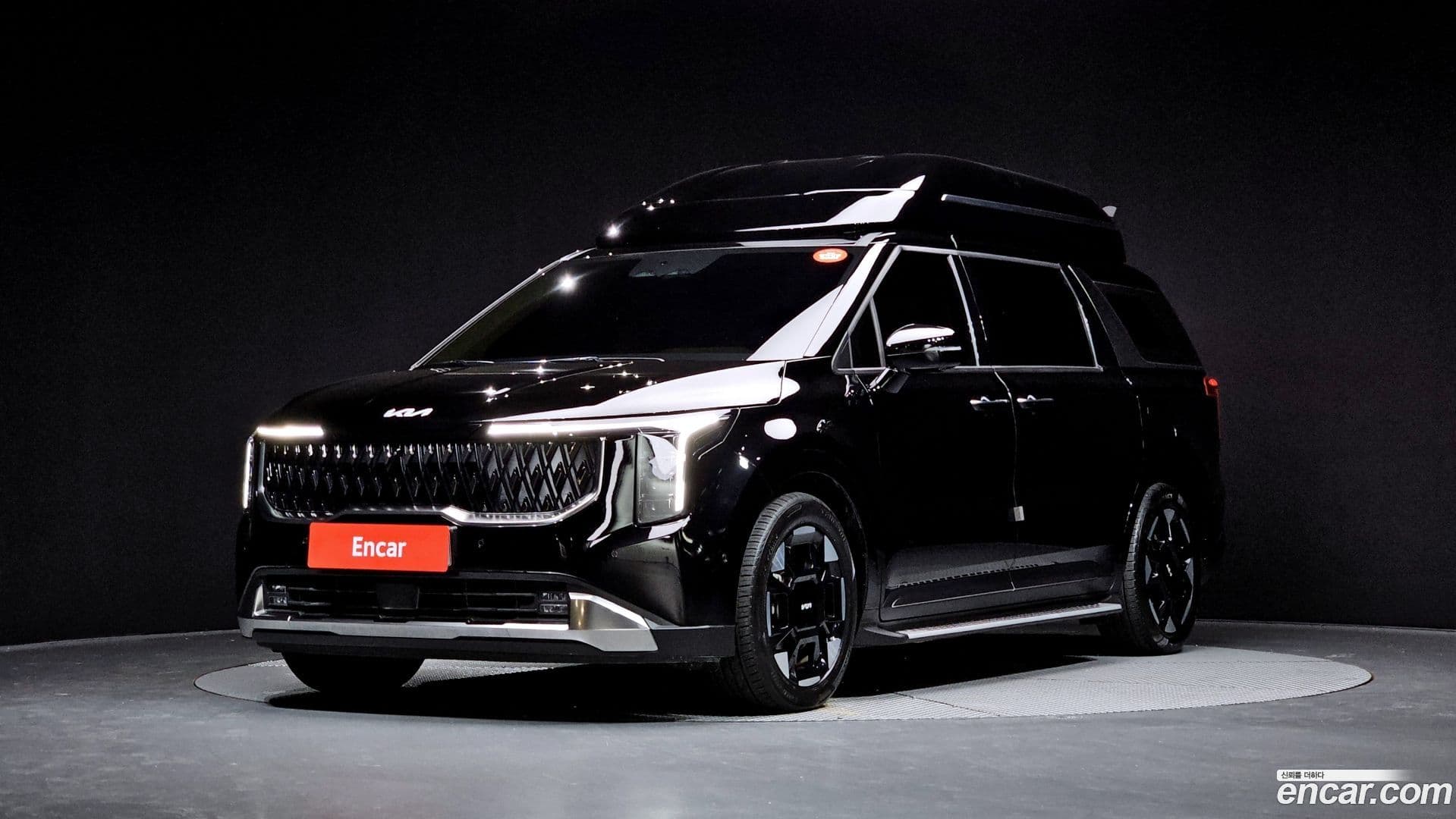 Main__Slider__Photo:Canival Kia 2024.2-0