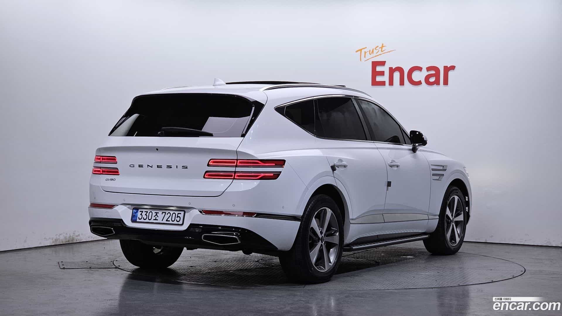 GV80 Genesis 2021.11-OUTER-002