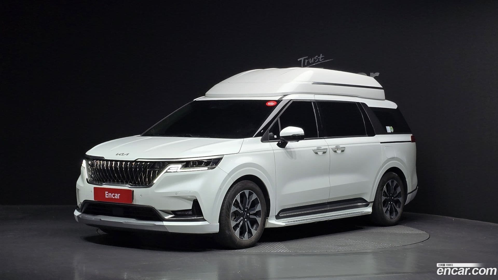 Main__Slider__Photo:Canival Kia 2021.11-0