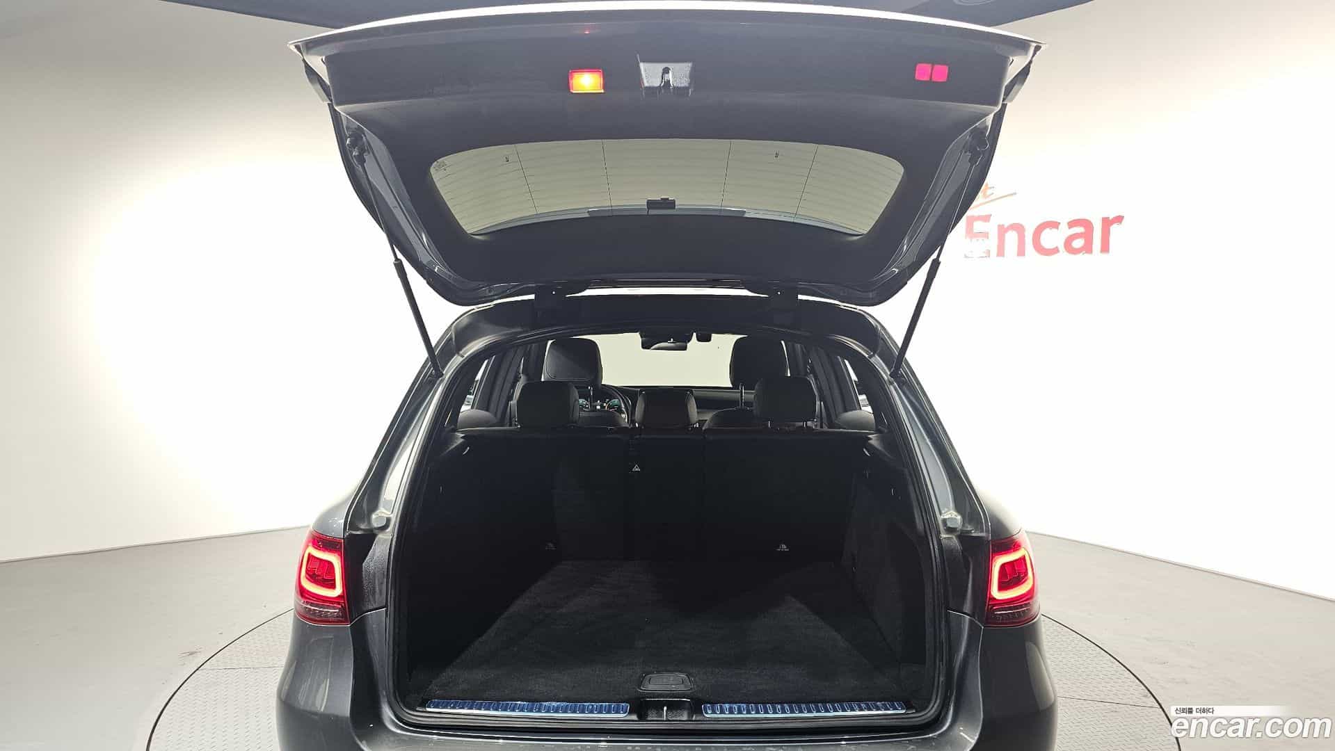 GLC-Class Mercedes-Benz 2021.2-OPTION-024
