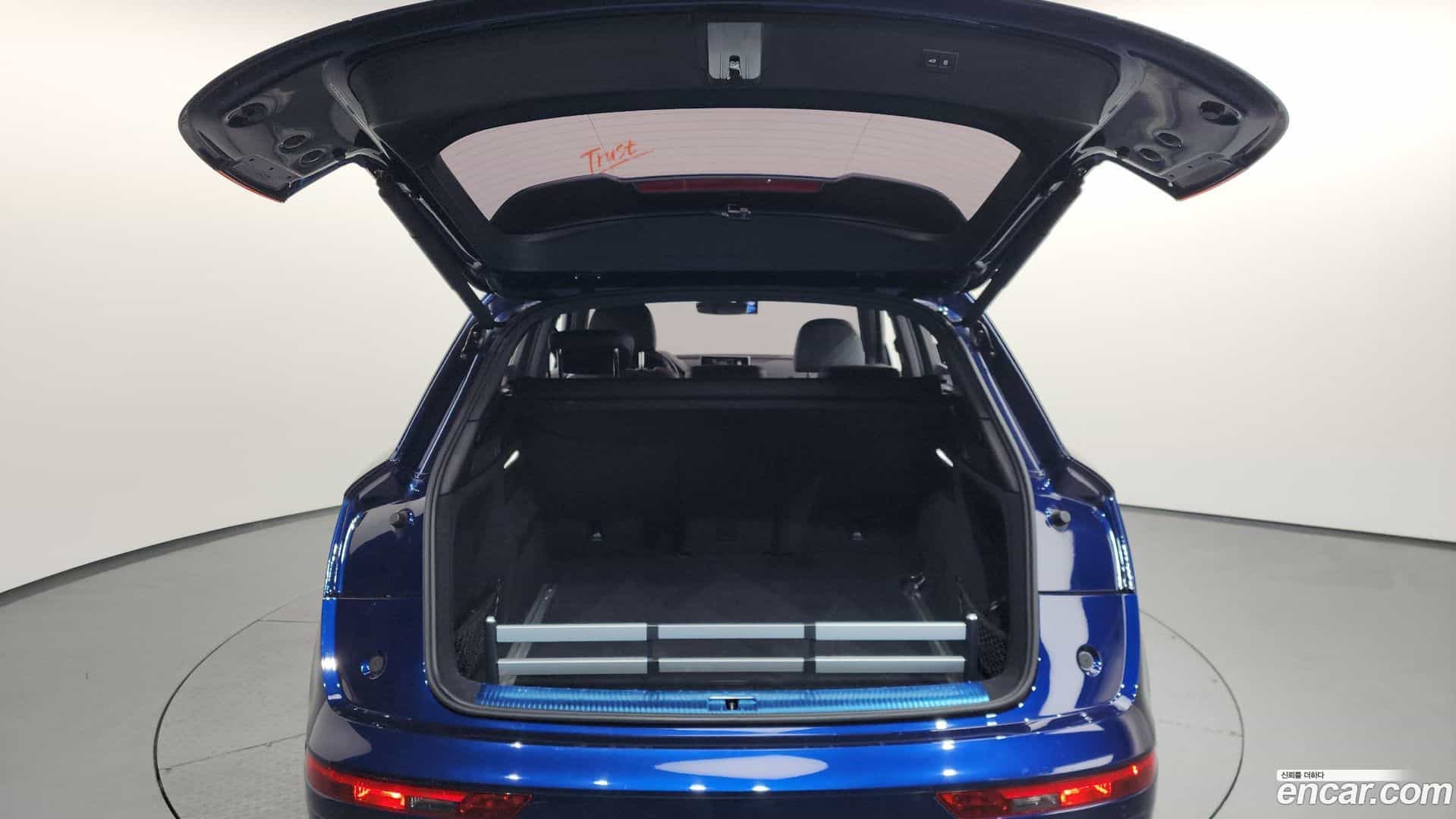 SQ5 Audi 2020.11-OPTION-024